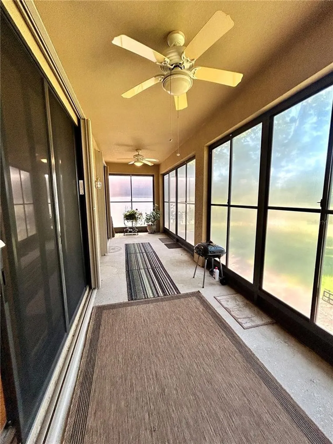 Property Slideshow image 19 of 22 | 116 silver falls dr, Apollo Beach, FL, 33572