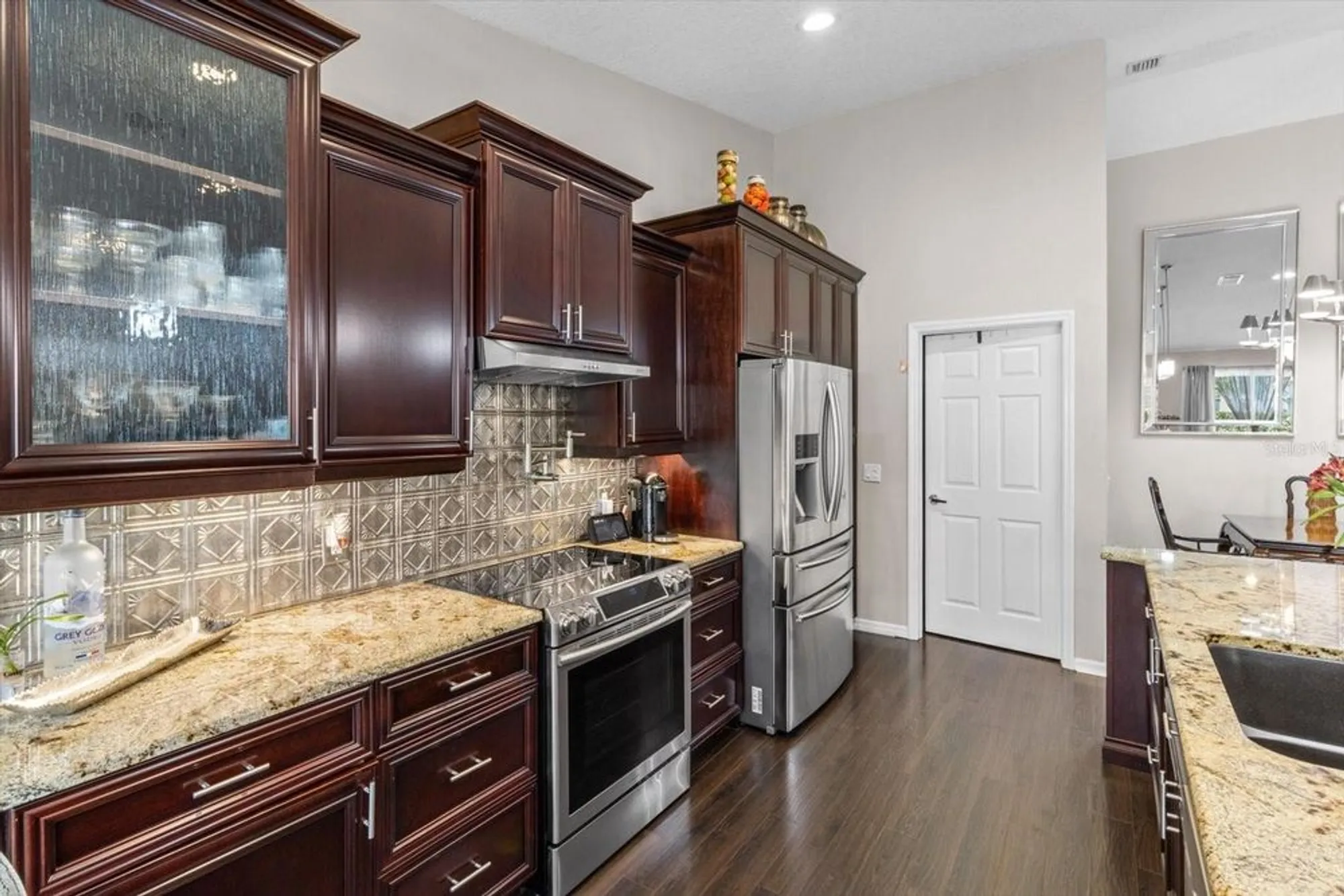 Property Slideshow image 15 of 34 | 1142 wolford dr, Trinity, FL, 34655