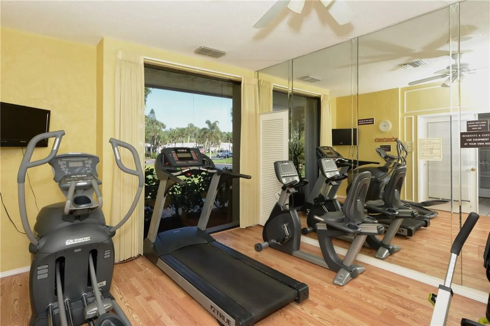 Property Slideshow image 40 of 63 | 19 whispering sands dr apt 805, Sarasota, FL, 34242