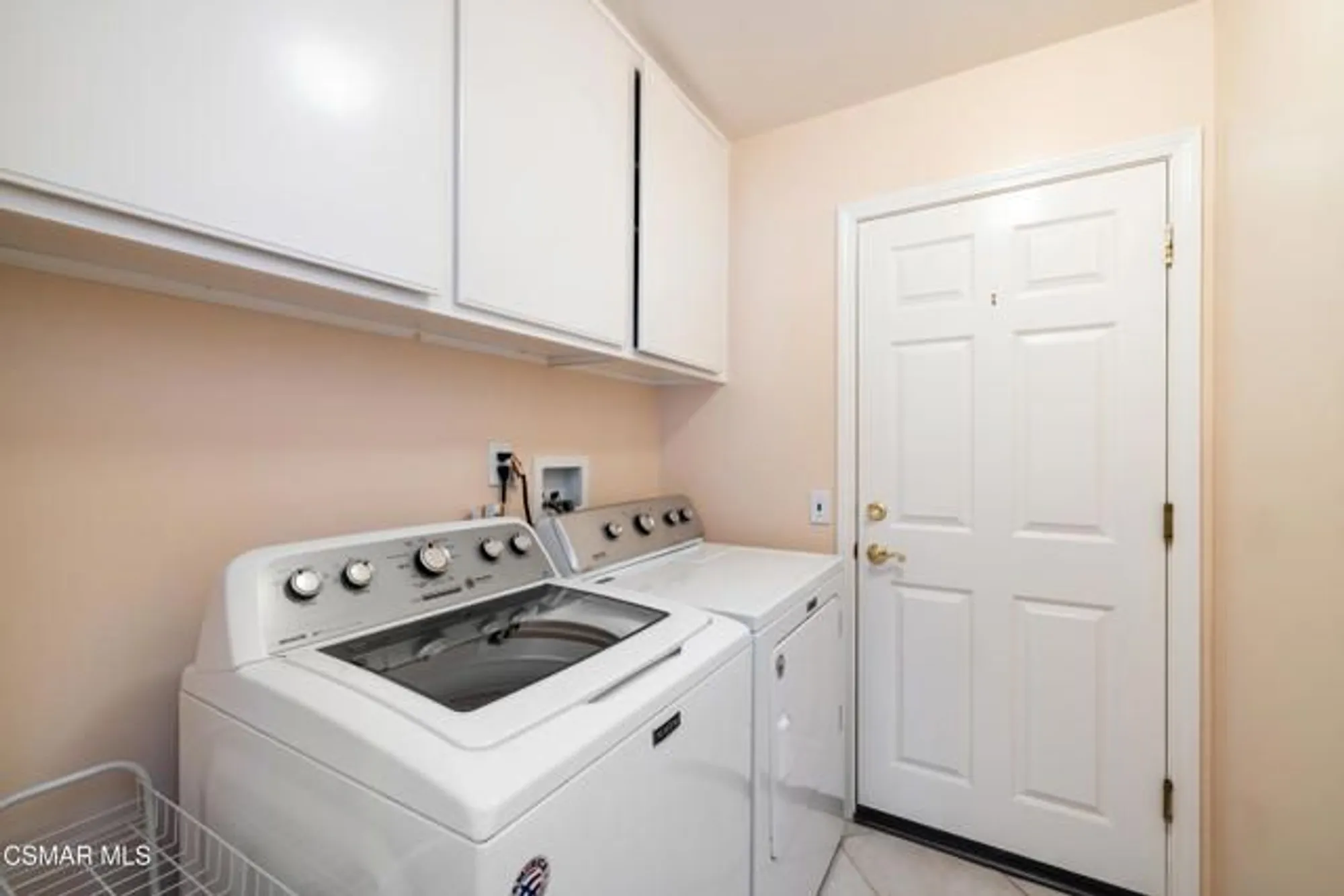 Property Slideshow image 18 of 32 | 5657 pansy st, Simi Valley, CA, 93063