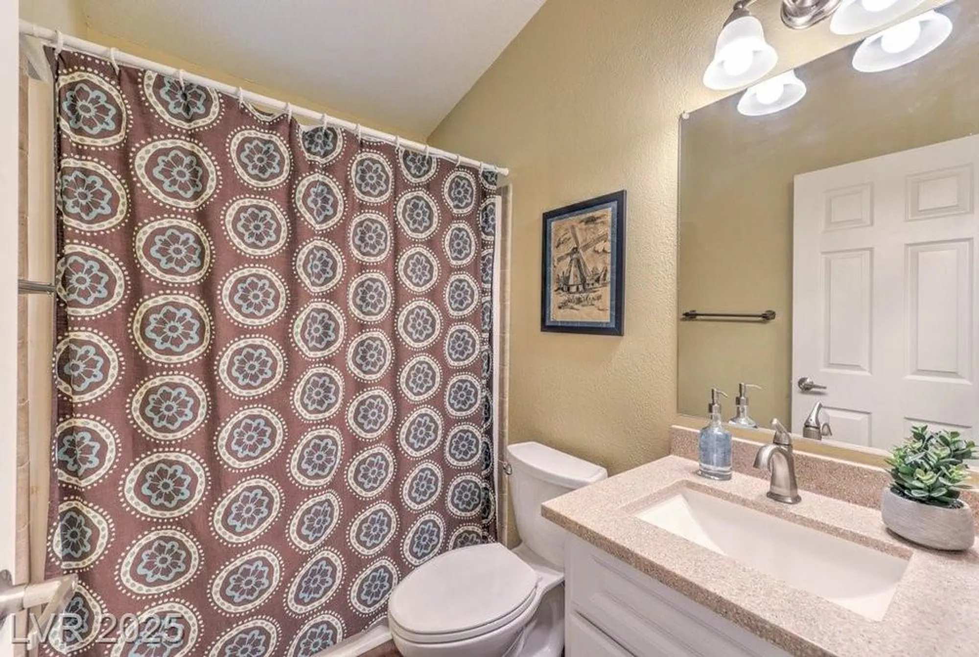 Property Slideshow image 27 of 41 | 361 montecito dr, Pahrump, NV, 89048