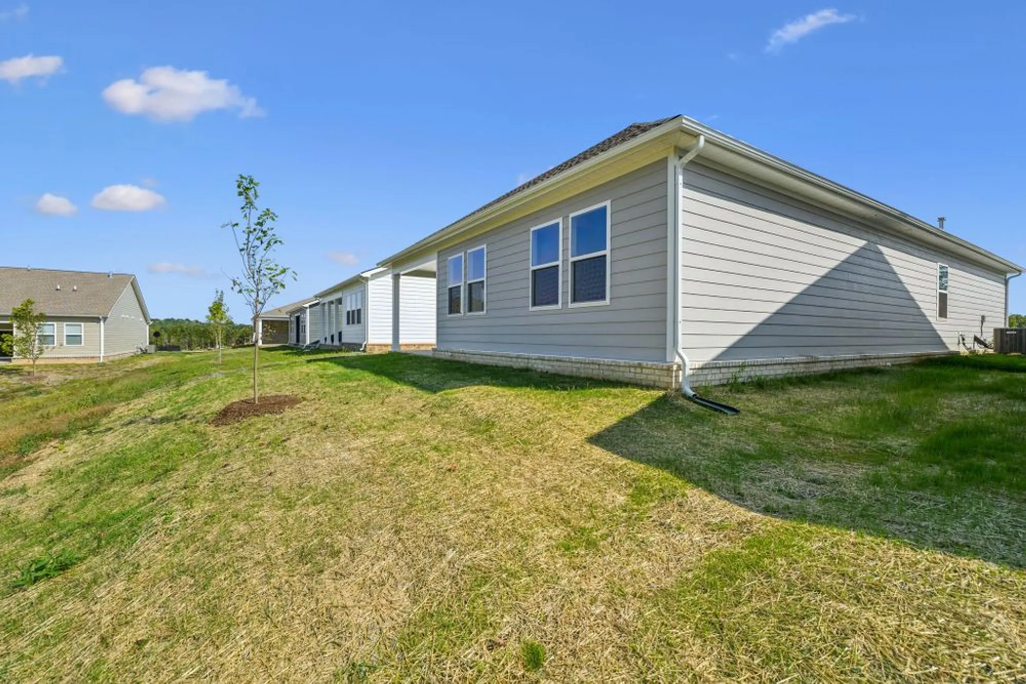 Property Slideshow image 45 of 48 | 312 stonehaus cir, Antioch, TN, 37013