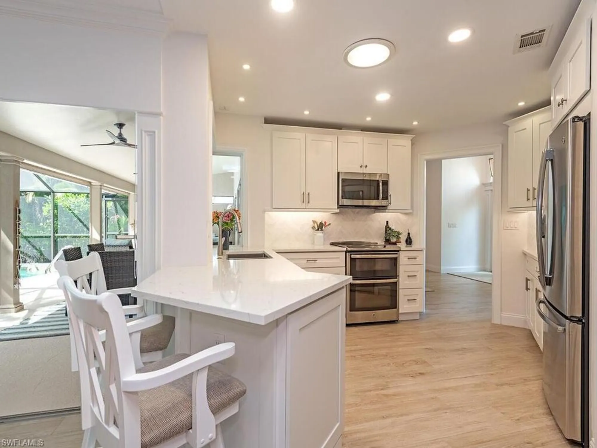 Property Slideshow image 6 of 20 | 3751 catbrier ct, Bonita Springs, FL, 34134