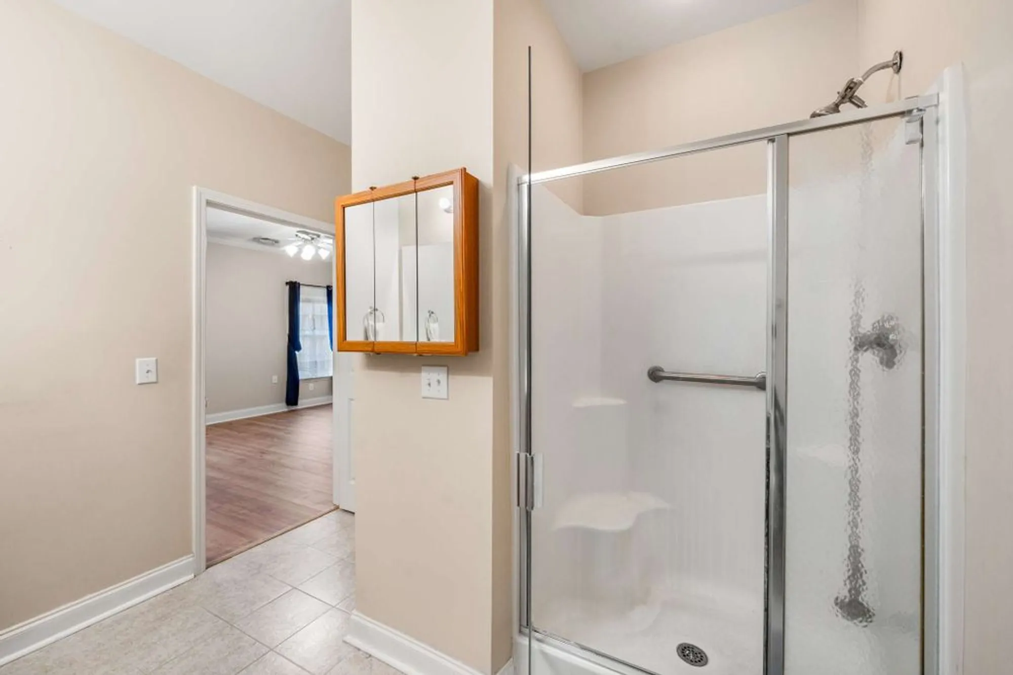 Property Slideshow image 35 of 47 | 215 wrennewood ln, Franklin, TN, 37064