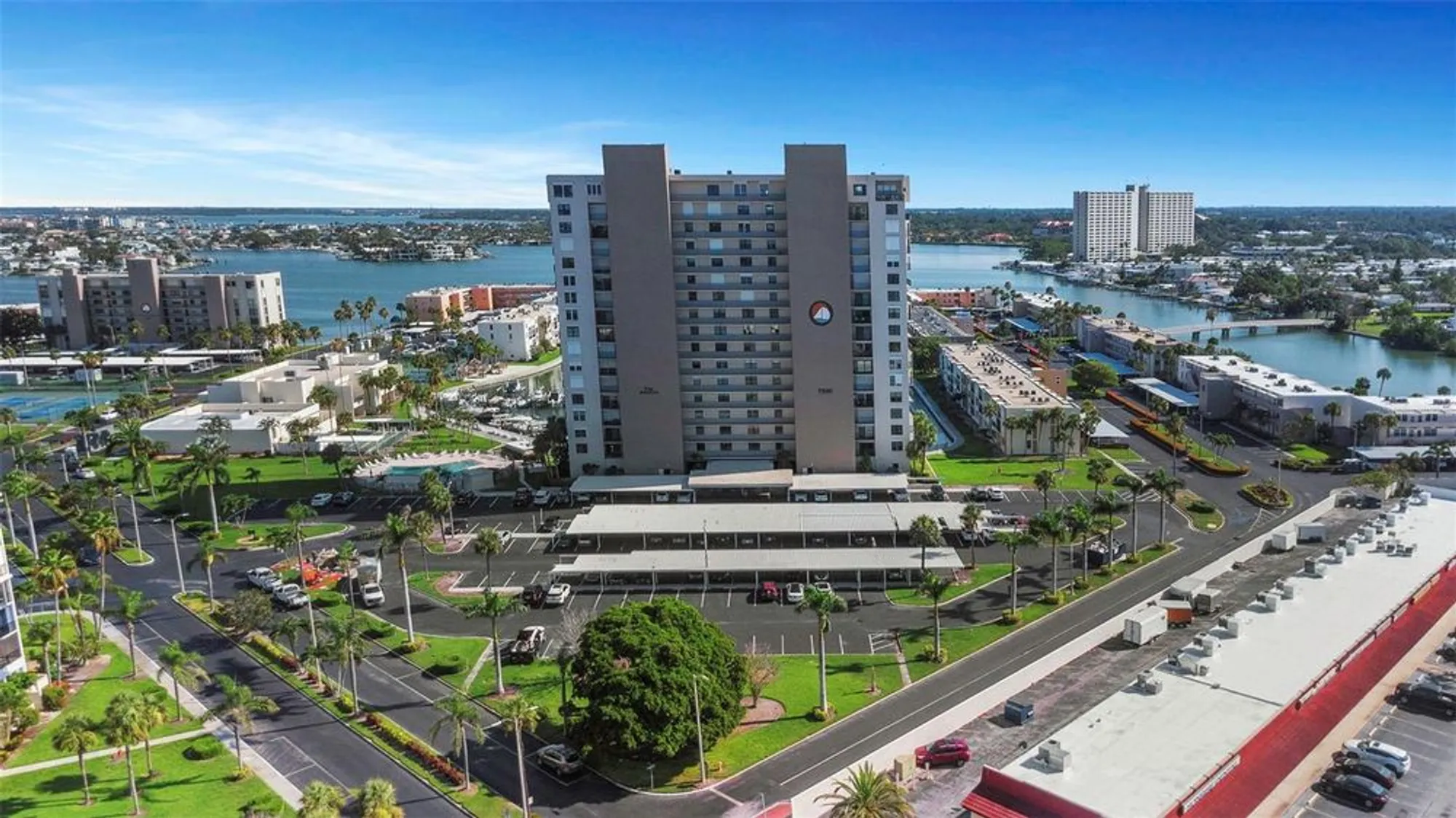 Property Slideshow image 1 of 65 | 7300 sun island dr s apt 1505, South Pasadena, FL, 33707