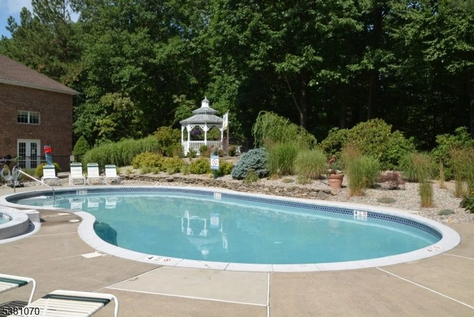 Property Slideshow image 28 of 32 | 2 richmond rd apt 210 210, West Milford, NJ, 07480