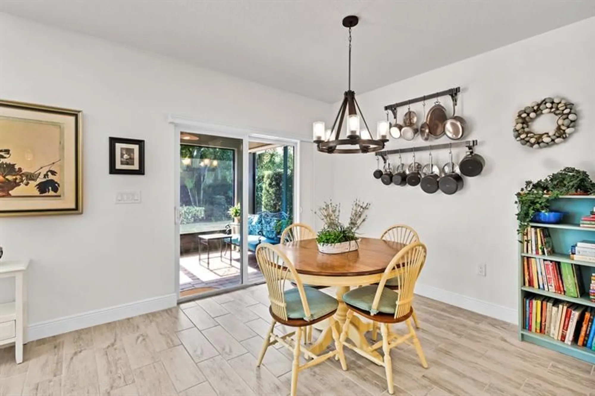 Property Slideshow image 15 of 47 | 5949 buttonwood sq, Vero Beach, FL, 32966