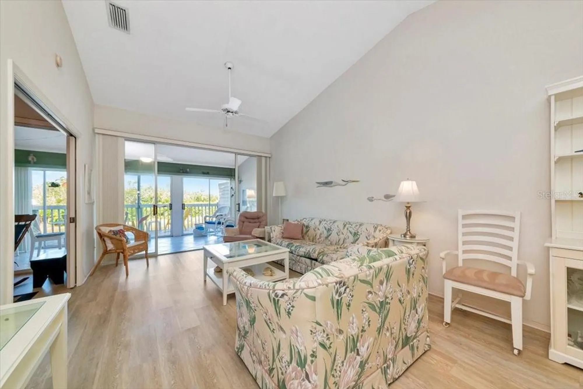 Property Slideshow image 19 of 67 | 1216 spoonbill landings cir, Bradenton, FL, 34209