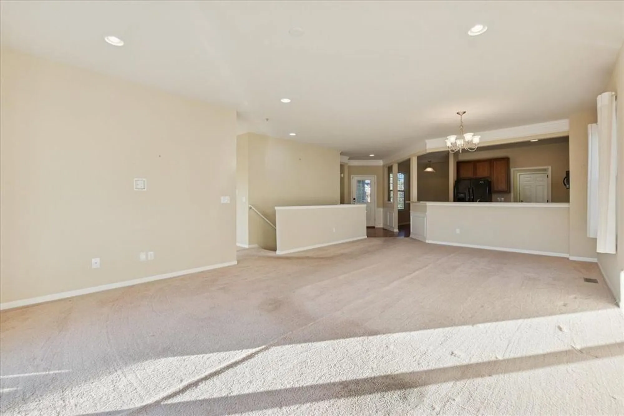 Property Slideshow image 11 of 67 | 9525 pine valley dr, Grand Blanc, MI, 48439