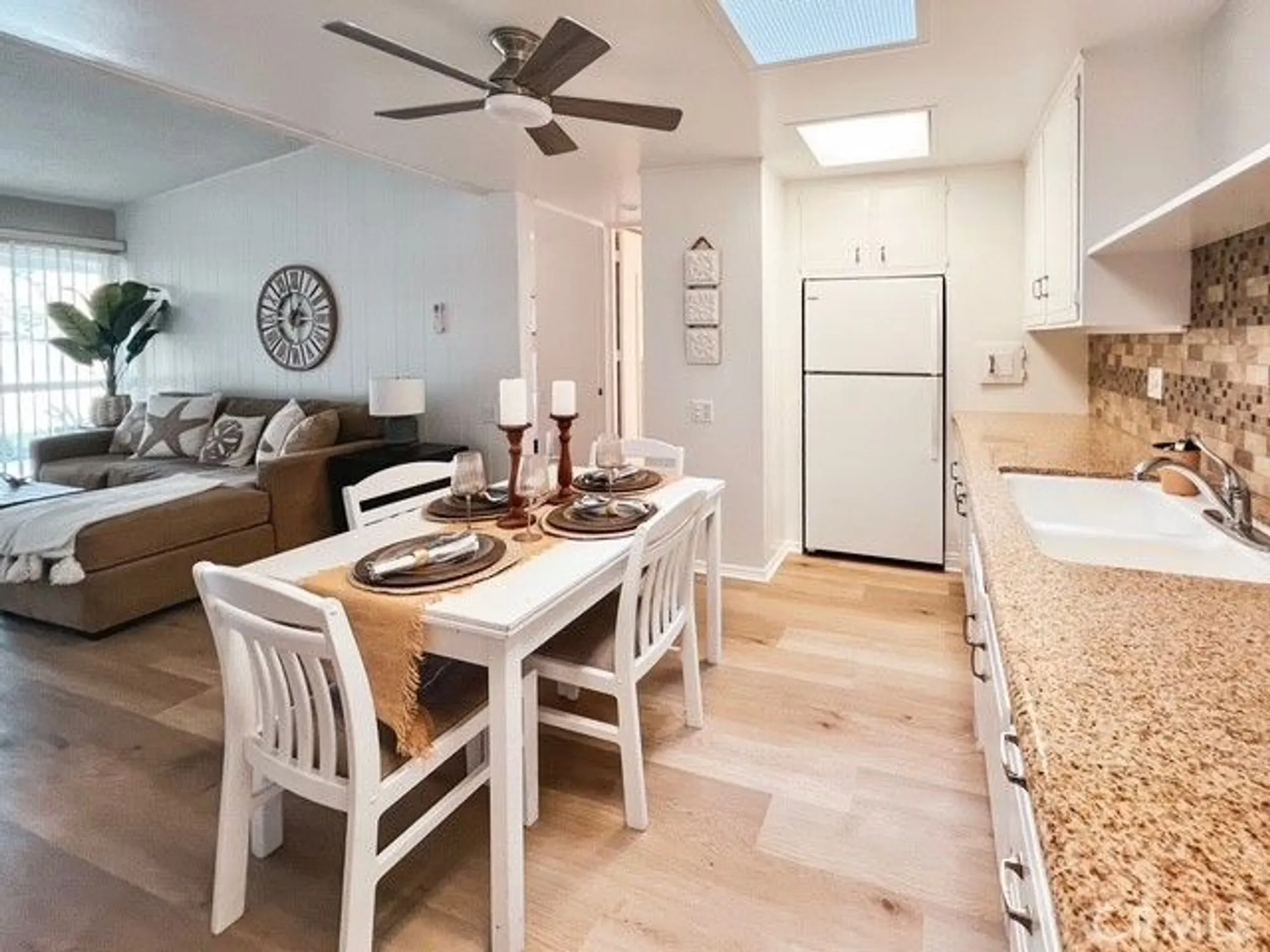 Property Slideshow image 11 of 17 | 13660 annandale dr # m1-24c, Seal Beach, CA, 90740