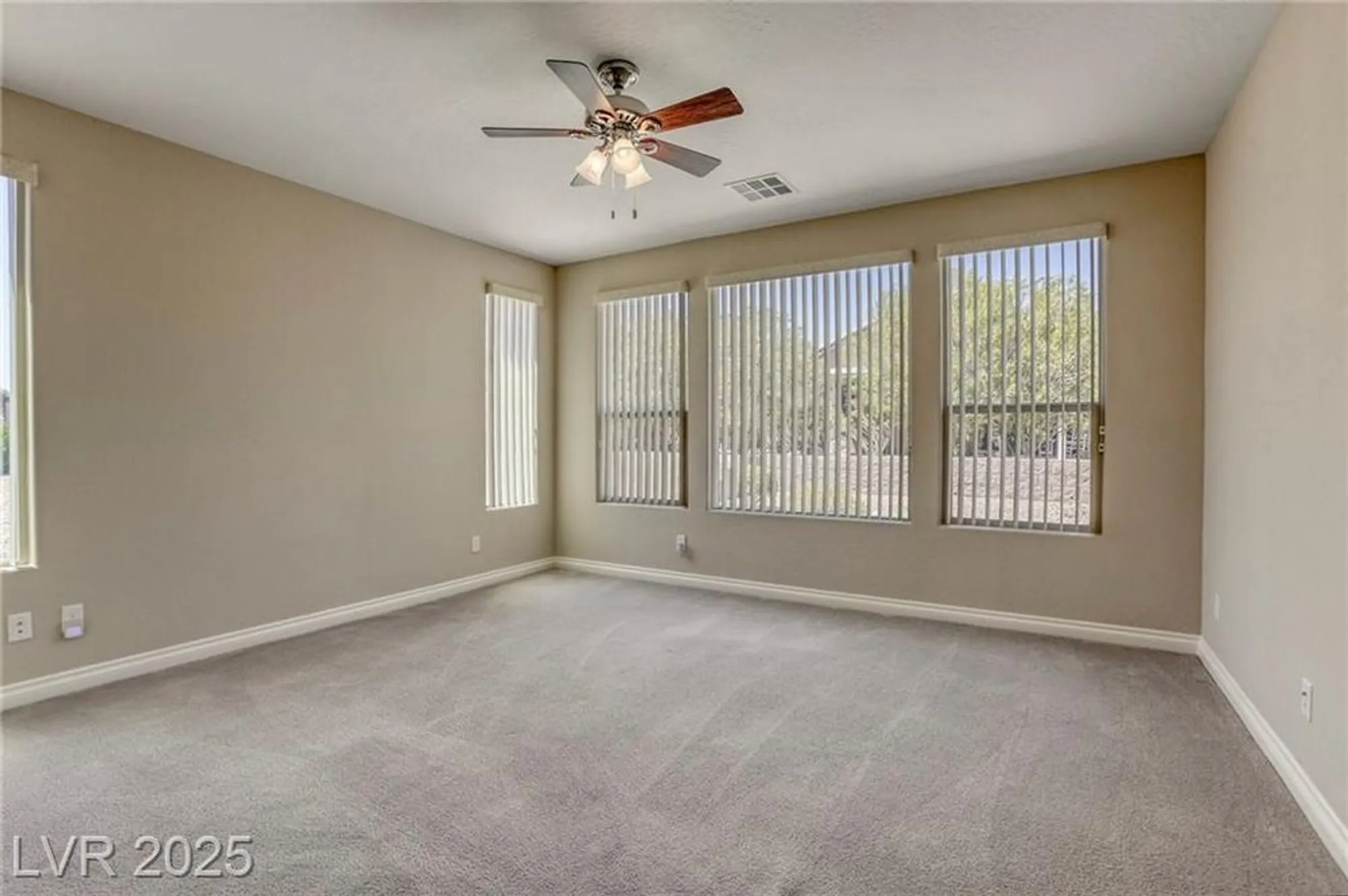 Property Slideshow image 30 of 68 | 3728 garnet heights ave, North Las Vegas, NV, 89081