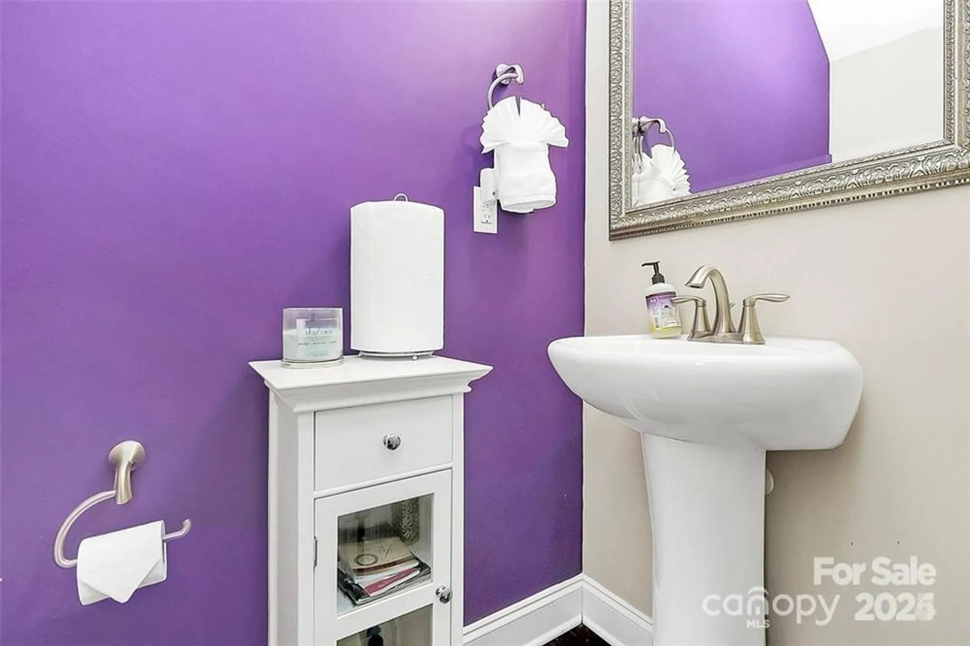 Property Slideshow image 23 of 44 | 4146 la crema dr, Charlotte, NC, 28214