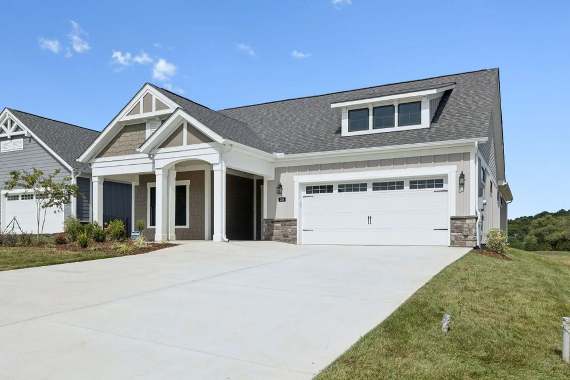 Property Slideshow image 2 of 60 | 508 restoration dr, Smyrna, TN, 37167