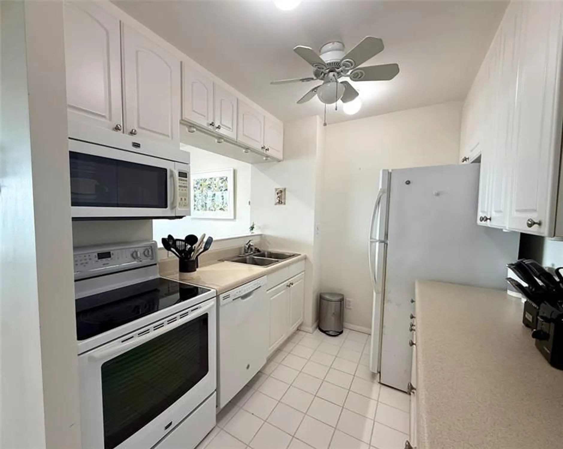Property Slideshow image 5 of 23 | 3233 ne 34th st 1120, Fort Lauderdale, FL, 33308
