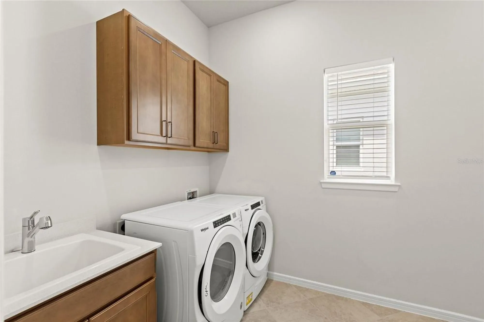 Property Slideshow image 34 of 52 | 15084 canopy cover dr, Winter Garden, FL, 34787