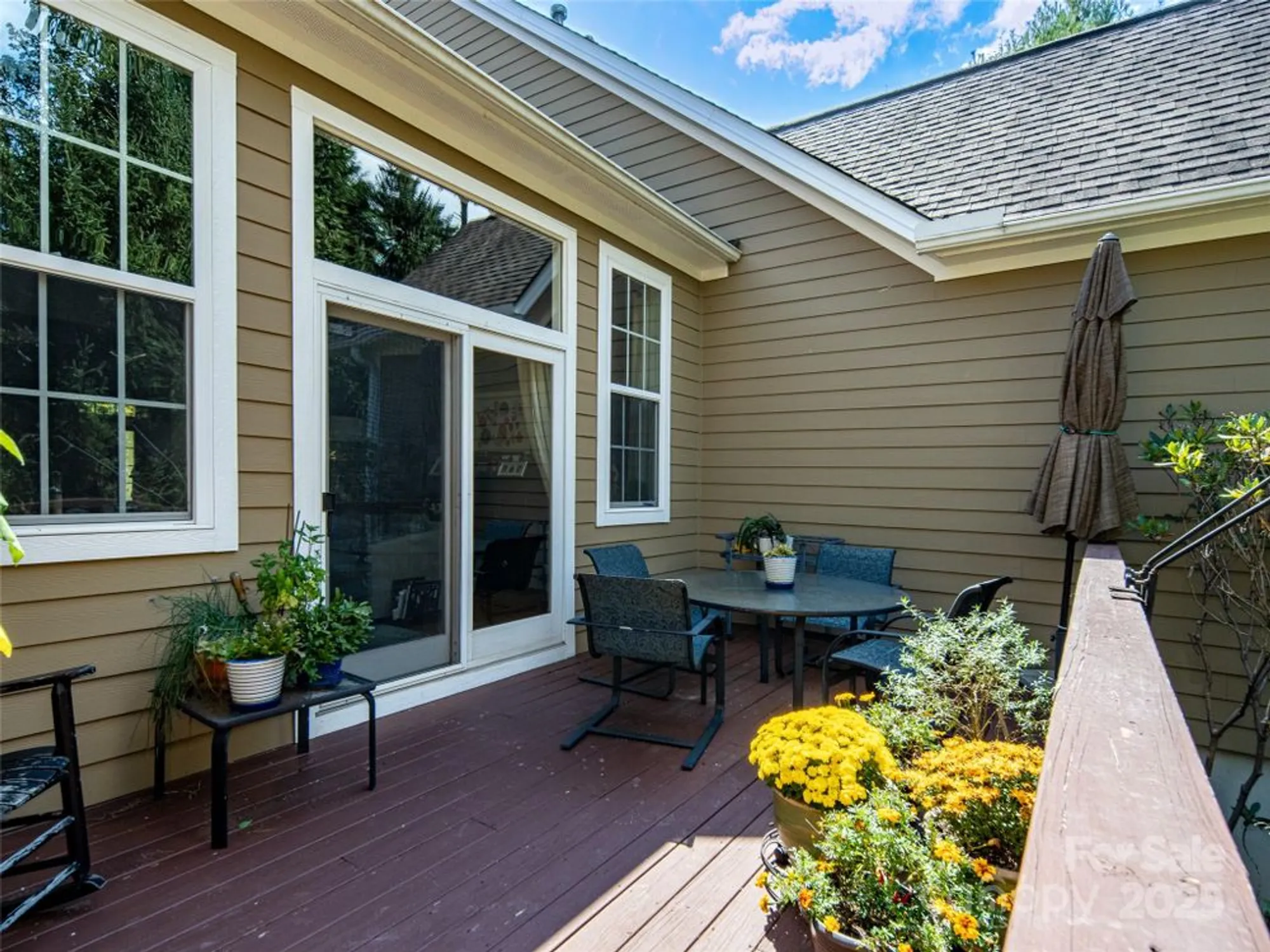 Property Slideshow image 18 of 21 | 26 black horse run, Biltmore Lake, NC, 28715