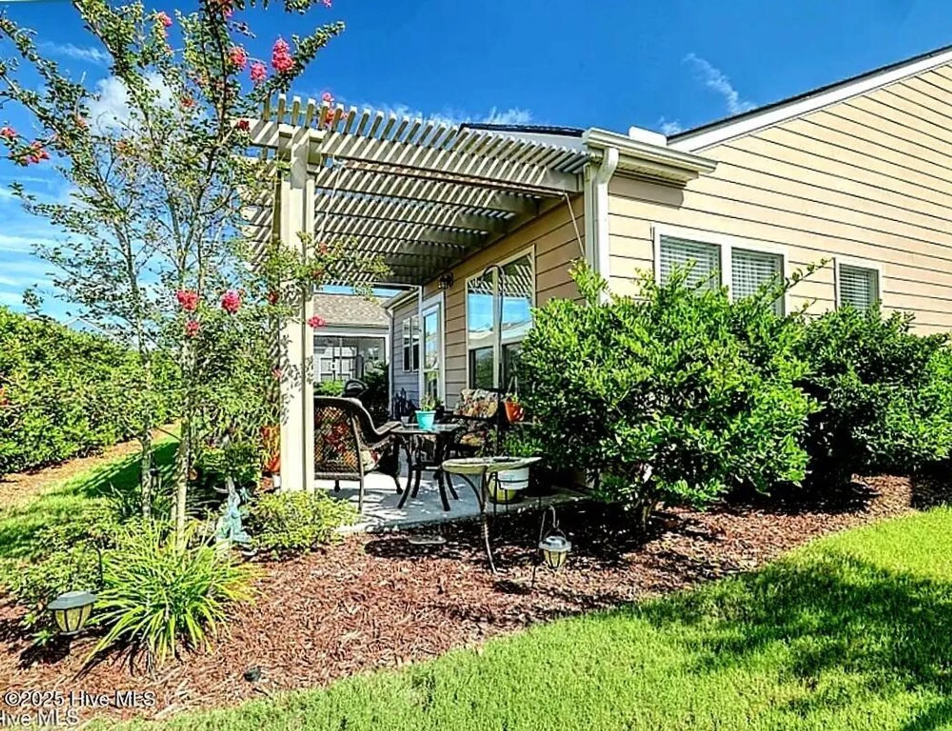 Property Slideshow image 4 of 47 | 1147 snowden rd, Wilmington, NC, 28412