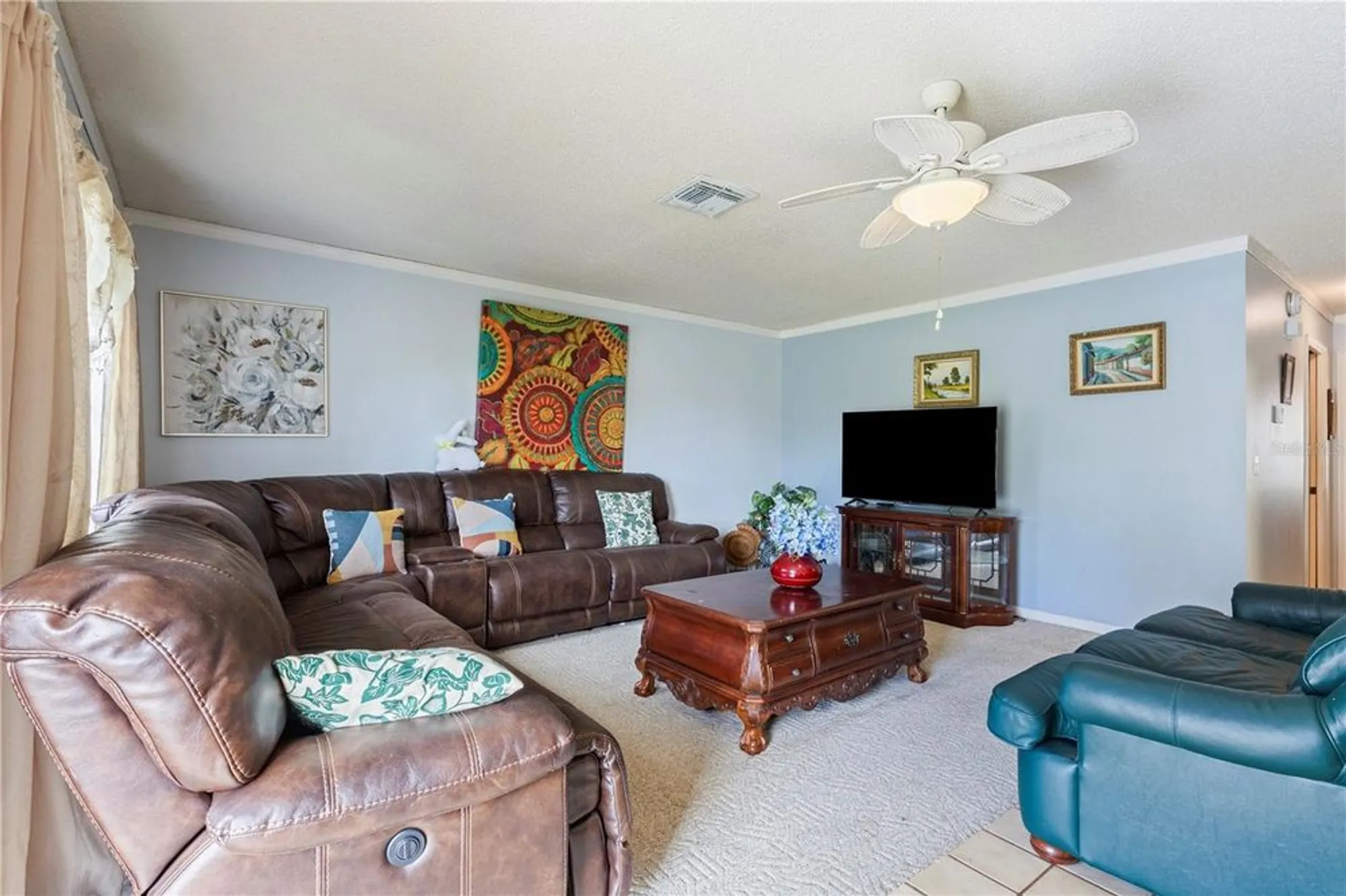 Property Slideshow image 9 of 34 | 409 feltham trl b, Sun City Center, FL, 33573