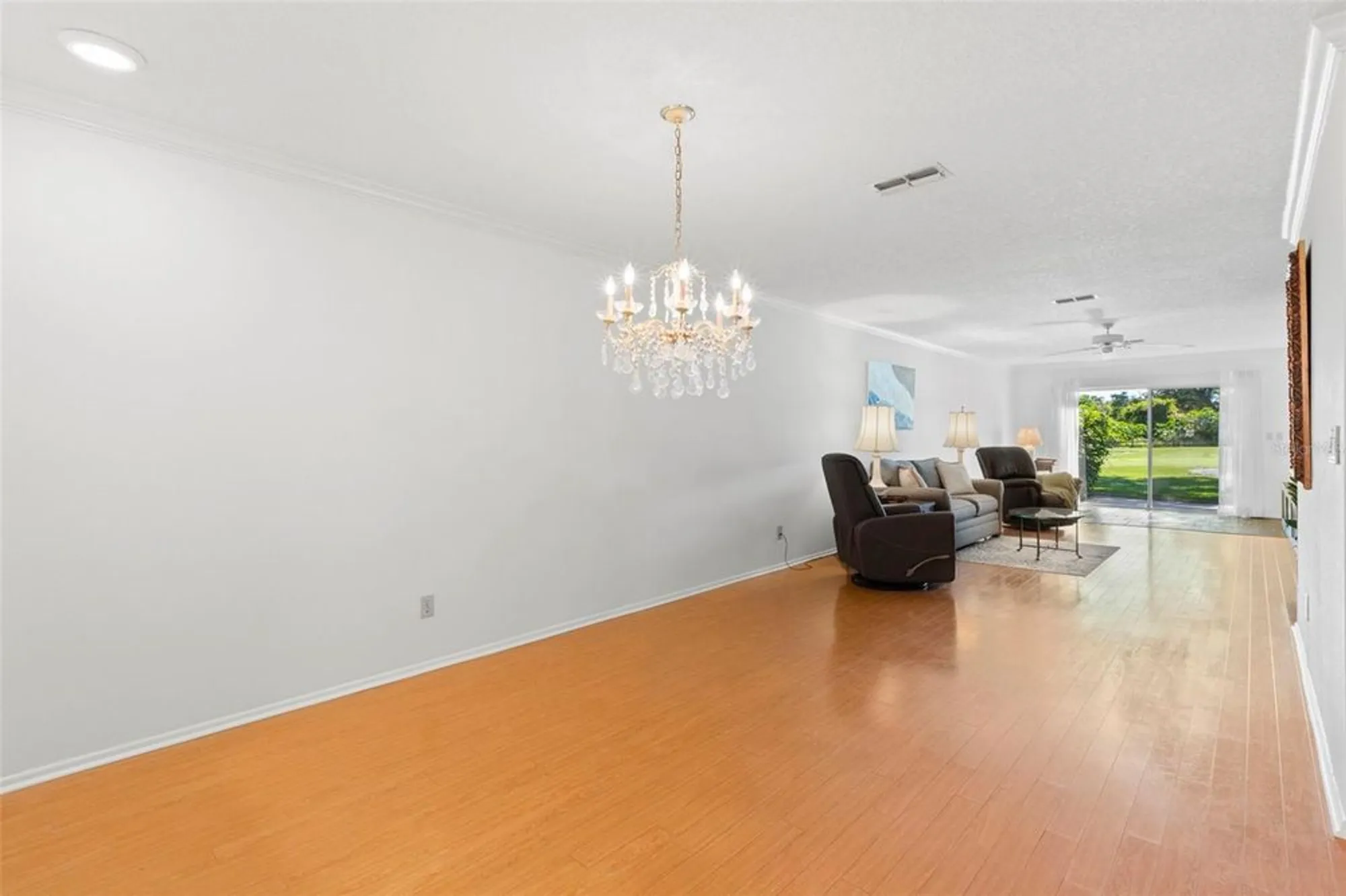 Property Slideshow image 14 of 61 | 1012 dunrobin dr d, Palm Harbor, FL, 34684