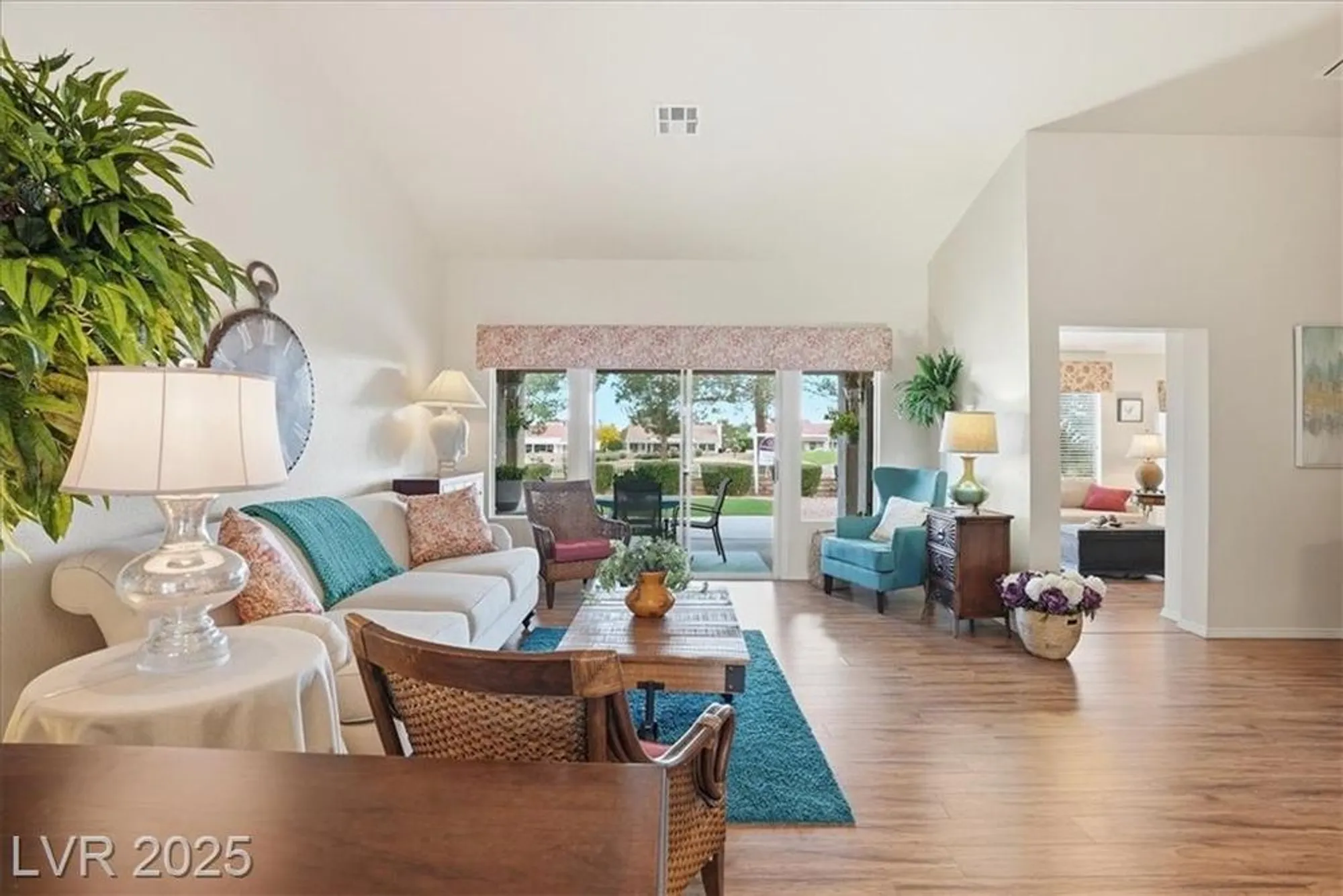 Property Slideshow image 4 of 52 | 2904 castle bar dr, Las Vegas, NV, 89134