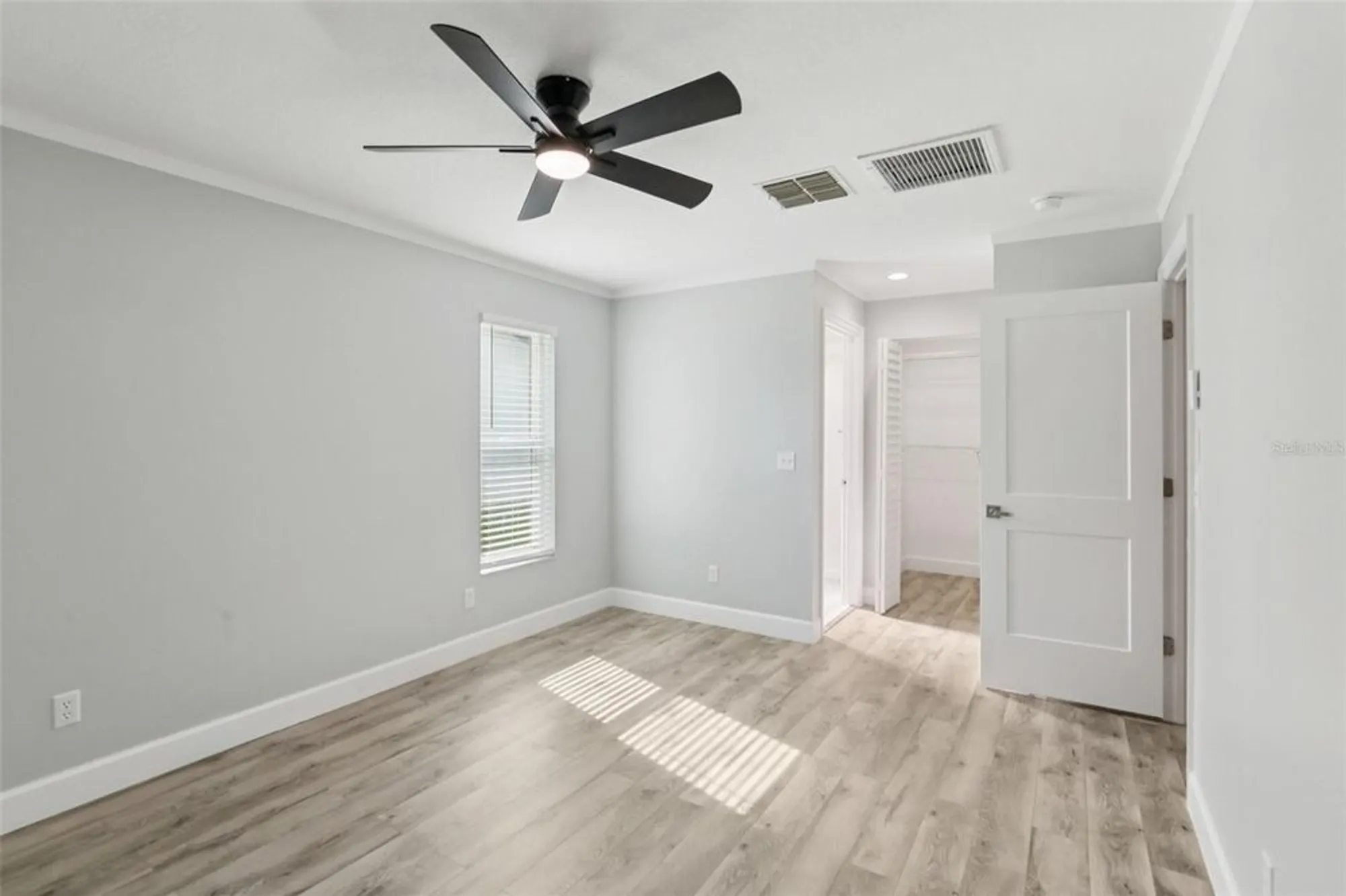Property Slideshow image 28 of 78 | 2866 thistle ct, Palm Harbor, FL, 34684