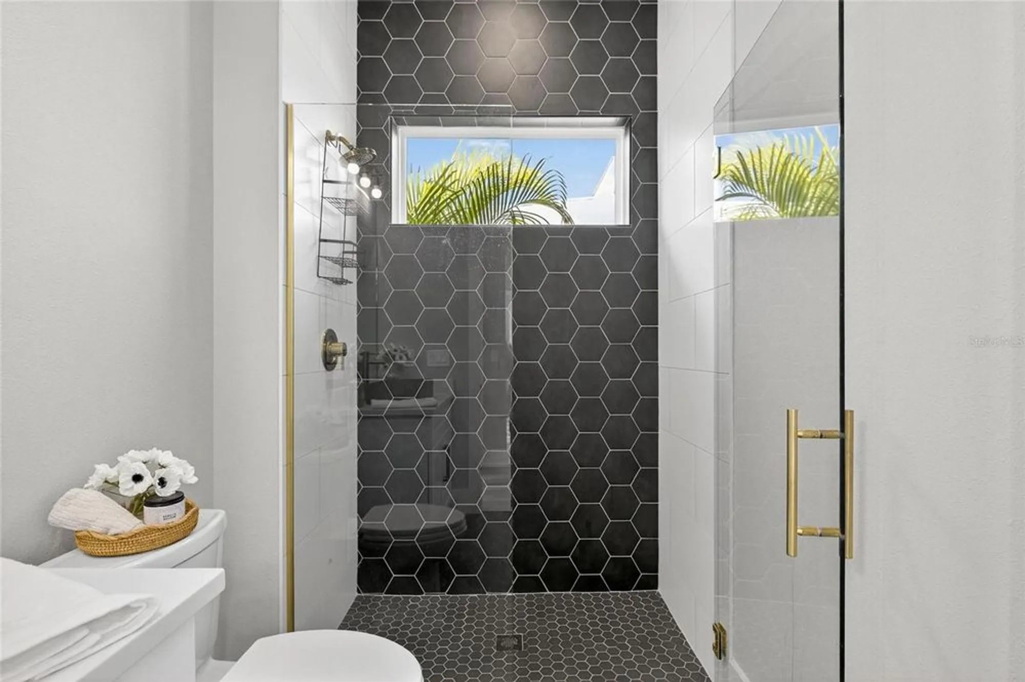 Property Slideshow image 37 of 91 | 614 pinckney dr, Apollo Beach, FL, 33572