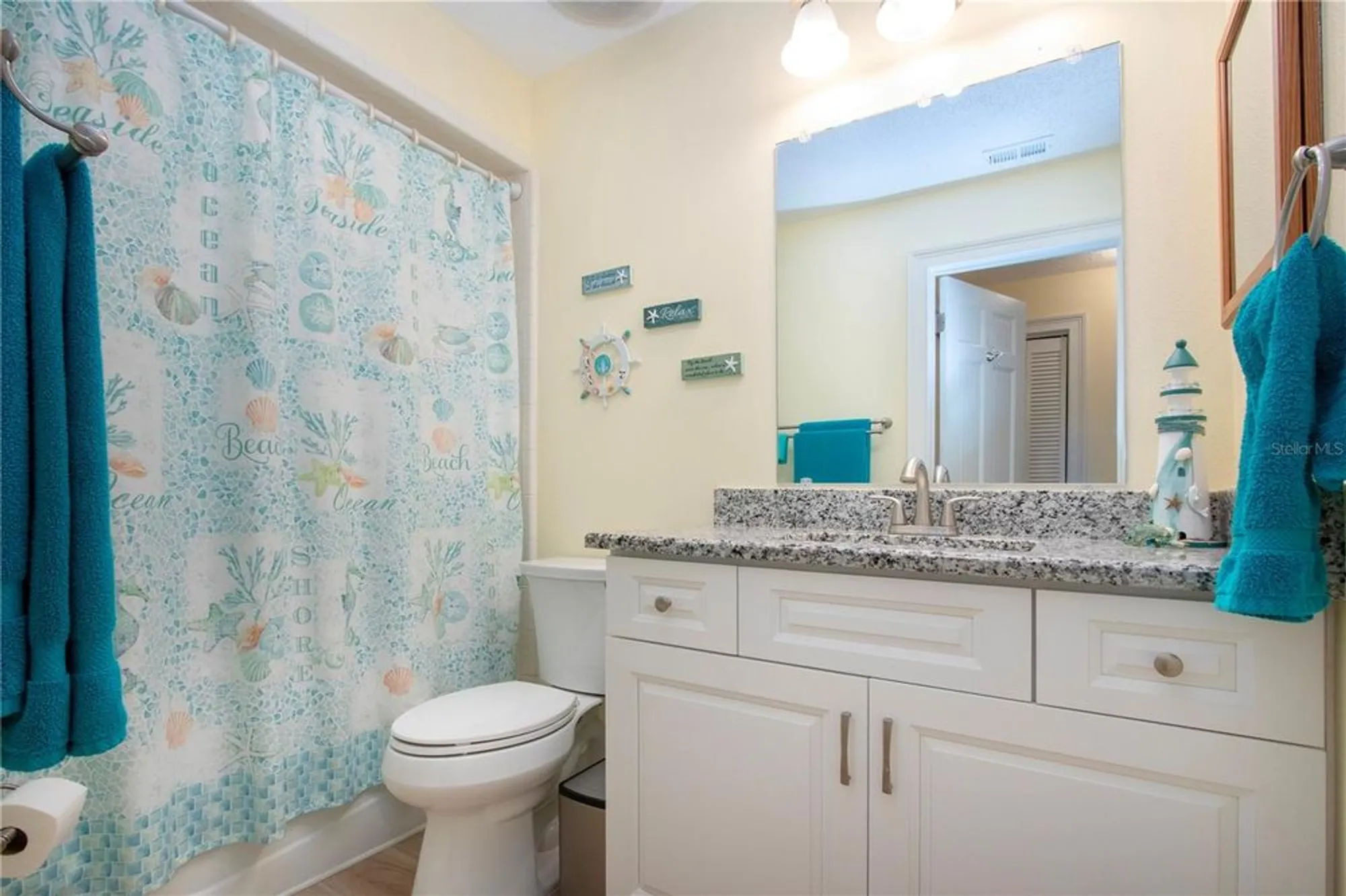 Property Slideshow image 55 of 69 | 2016 east view dr, Sun City Center, FL, 33573