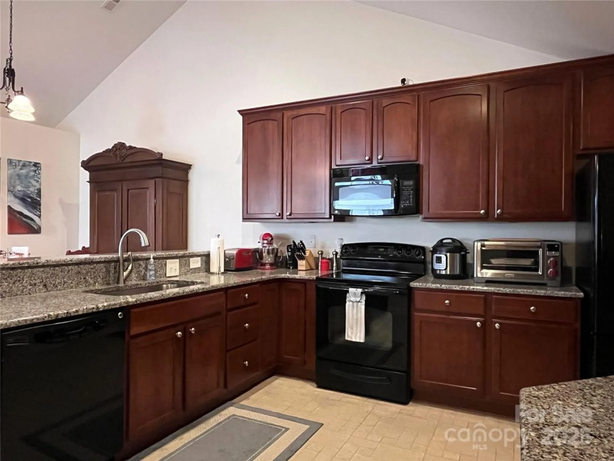Property Slideshow image 15 of 32 | 5518 prosperity view dr, Charlotte, NC, 28269