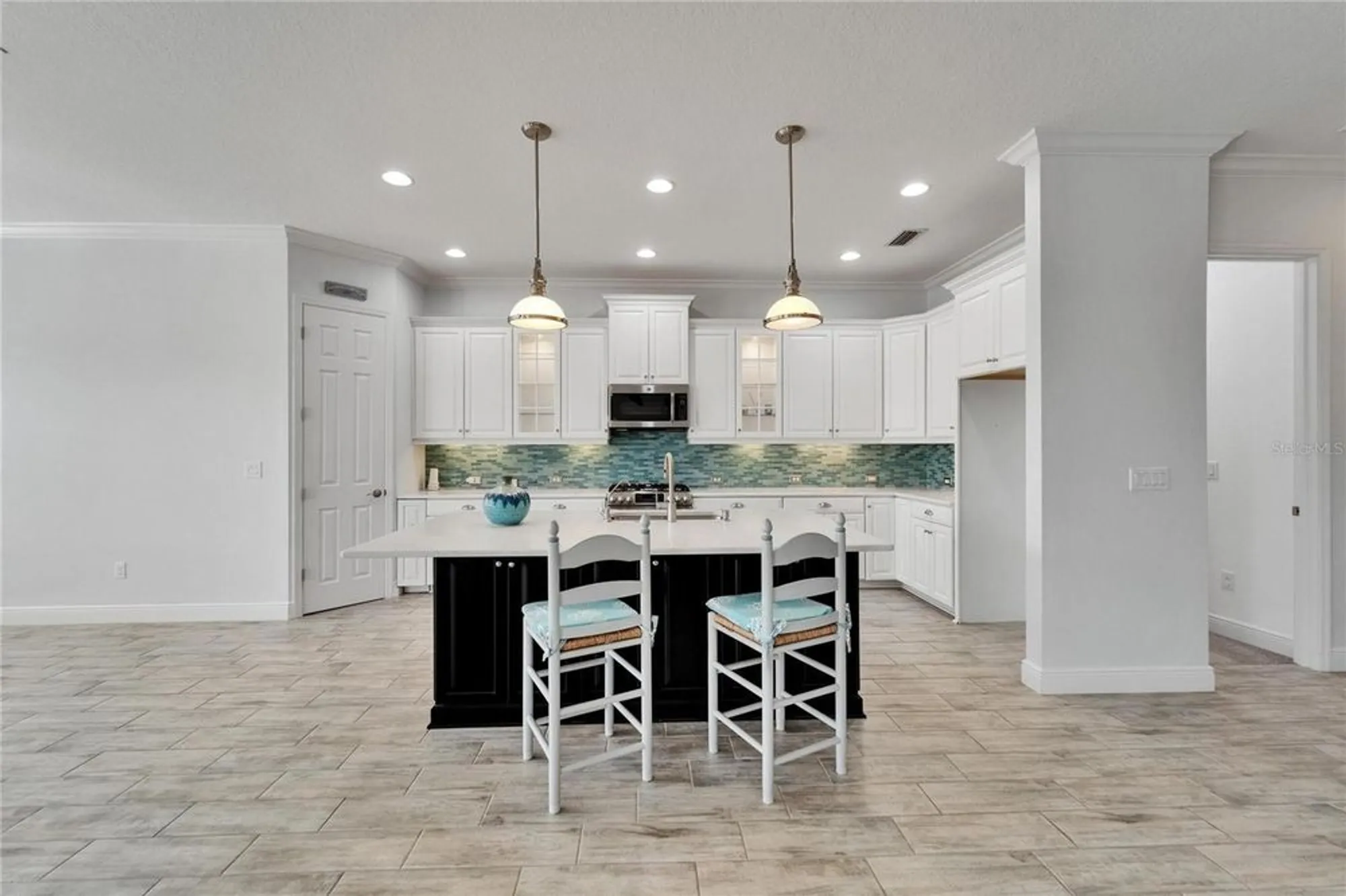 Property Slideshow image 7 of 80 | 721 manns harbor dr, Apollo Beach, FL, 33572