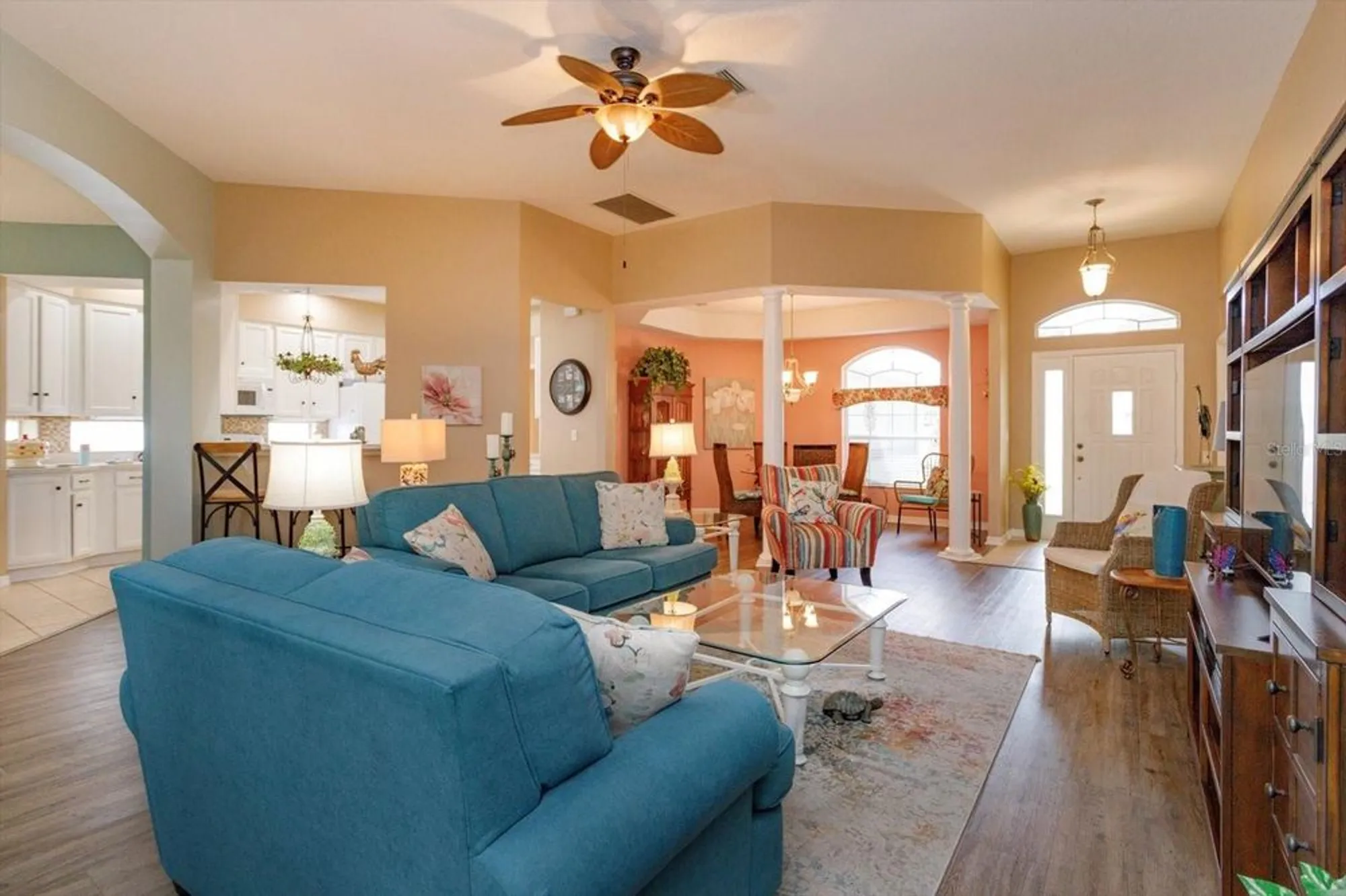 Property Slideshow image 8 of 28 | 5401 essex ct, Leesburg, FL, 34748