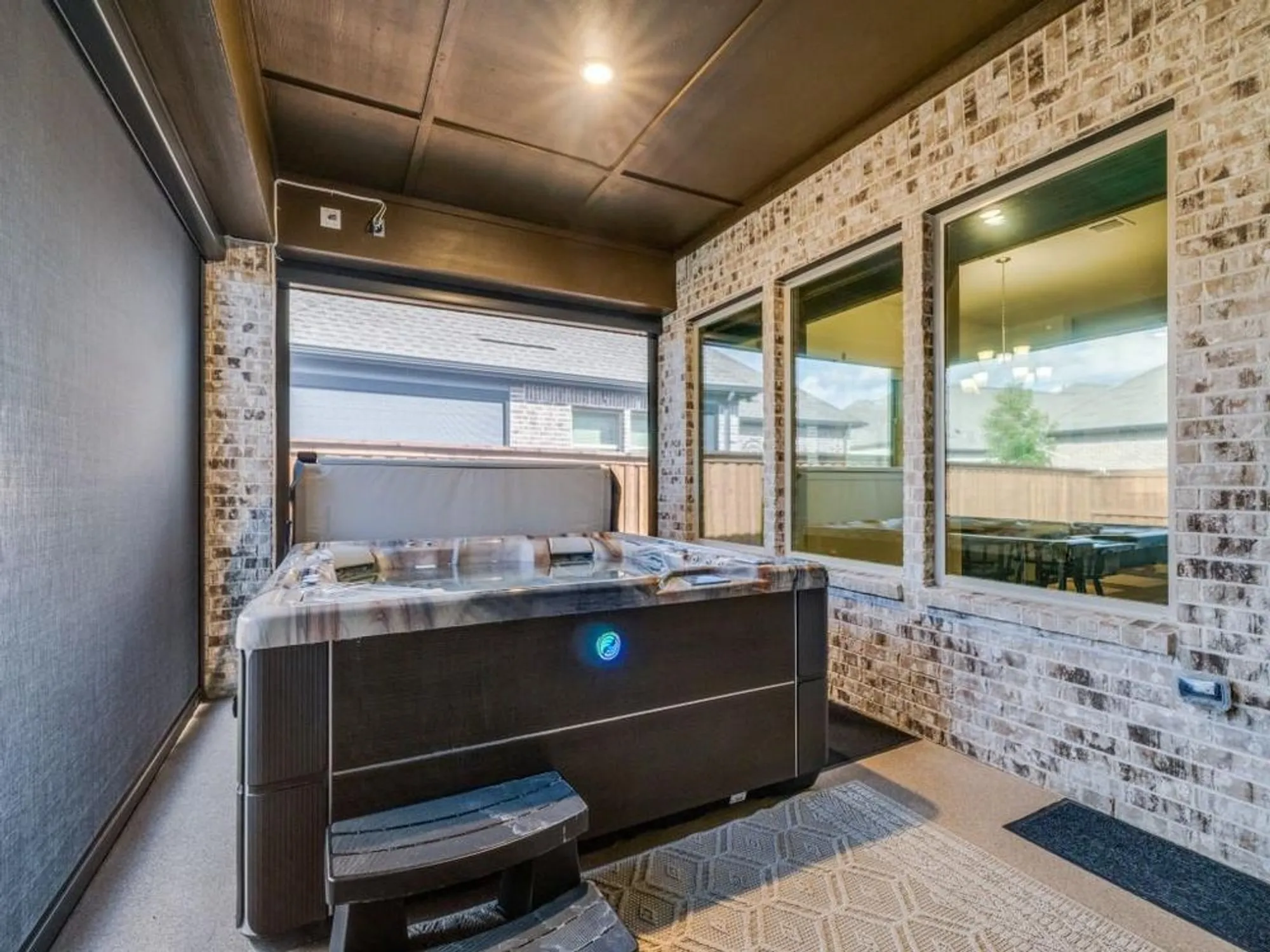 Property Slideshow image 20 of 25 | 4805 blackhawk green ct, Arlington, TX, 76005