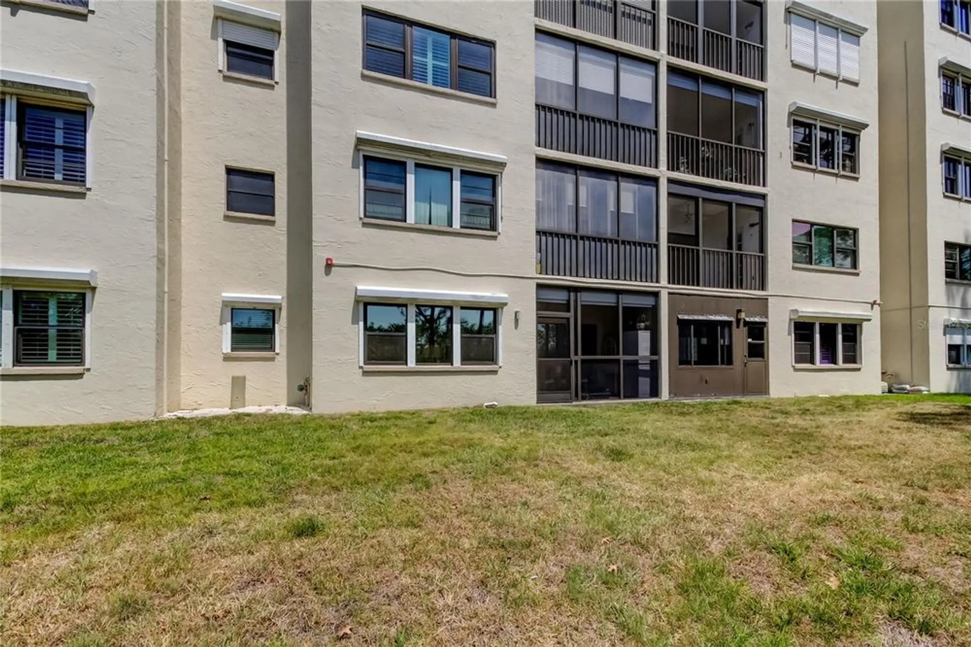 Property Slideshow image 39 of 54 | 8198 terrace garden dr n unit 109, Saint Petersburg, FL, 33709