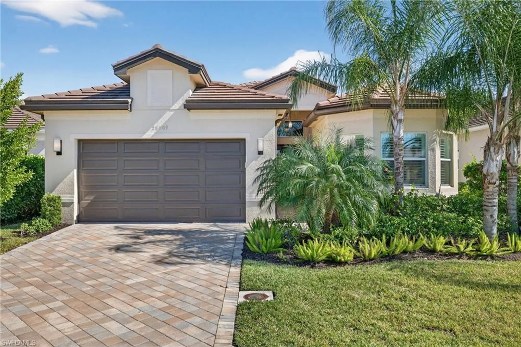 Property Slideshow image 8 of 50 | 28509 terramore ct, Bonita Springs, FL, 34135