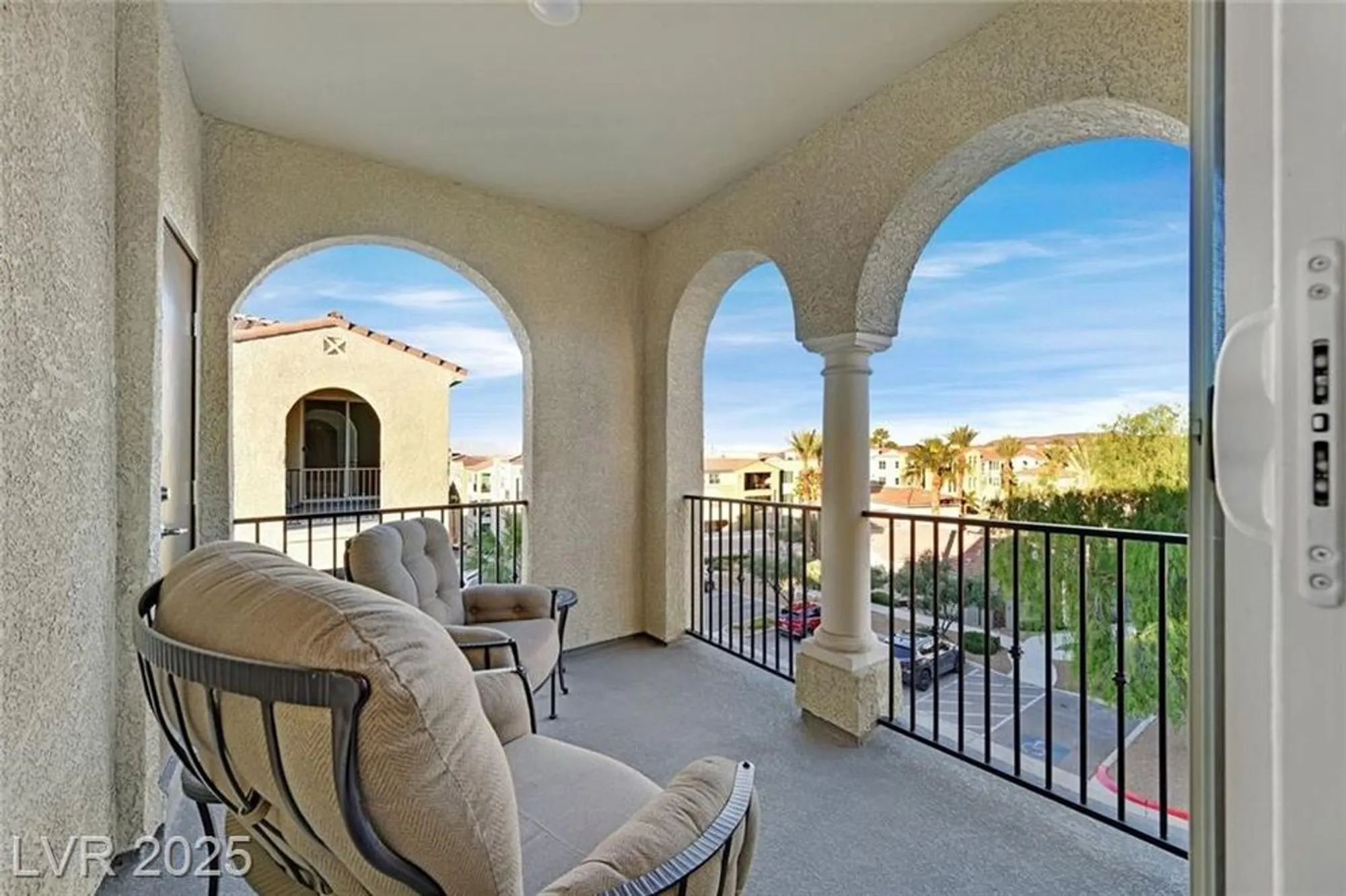 Property Slideshow image 5 of 47 | 2555 hampton rd 10301, Henderson, NV, 89052
