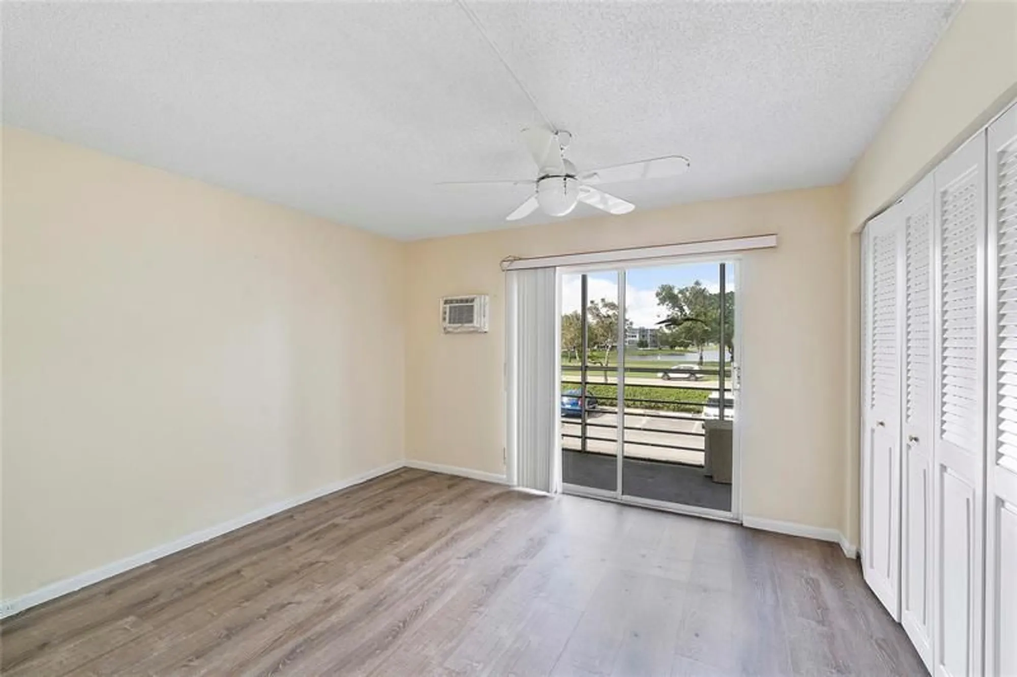 Property Slideshow image 8 of 12 | 358 dorset i # 358, Boca Raton, FL, 33434