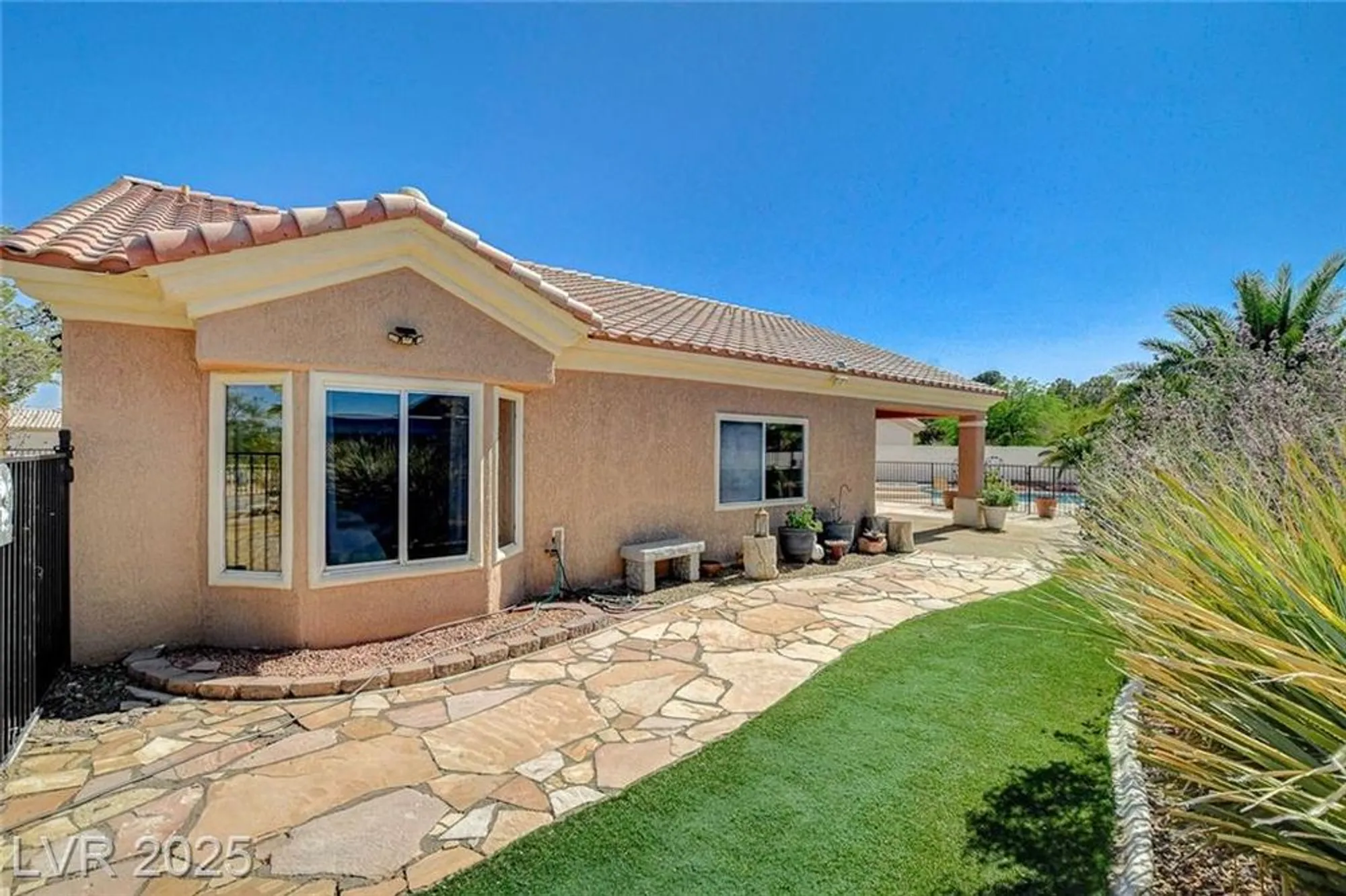 Property Slideshow image 31 of 66 | 3112 haddon dr, Las Vegas, NV, 89134