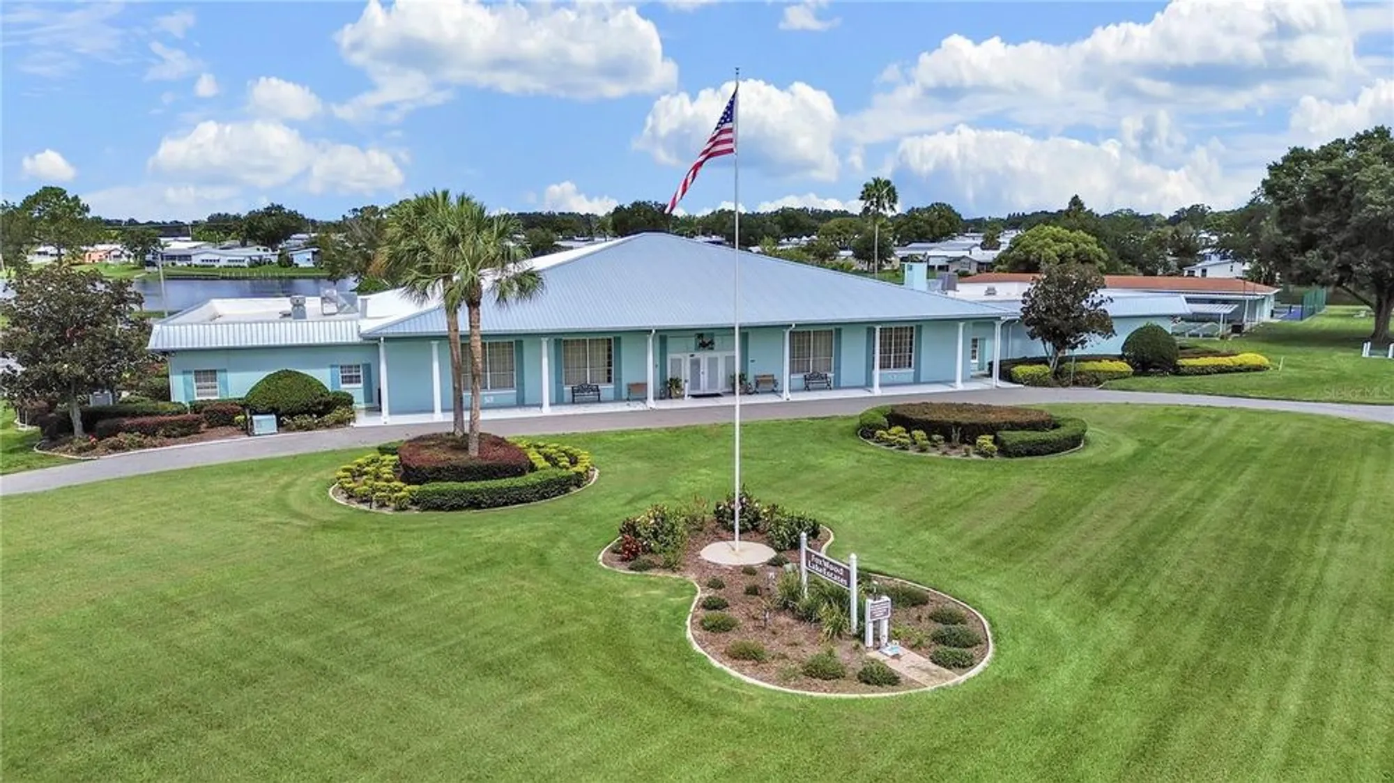 Property Slideshow image 33 of 45 | 4909 foxwood lake dr, Lakeland, FL, 33810