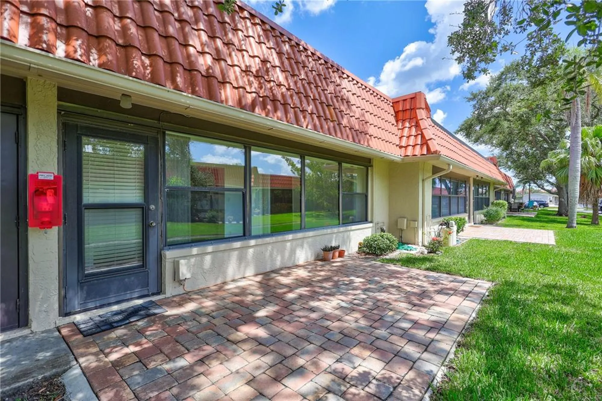Property Slideshow image 2 of 56 | 19029 us highway 19 n apt 18f, Clearwater, FL, 33764
