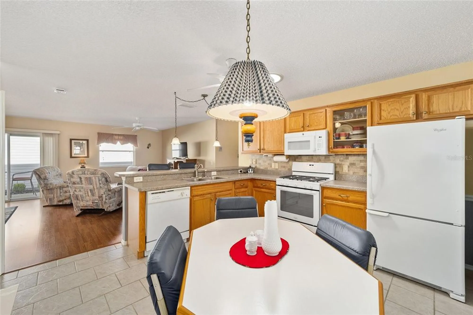 Property Slideshow image 20 of 36 | 2907 barboza dr, The Villages, FL, 32162