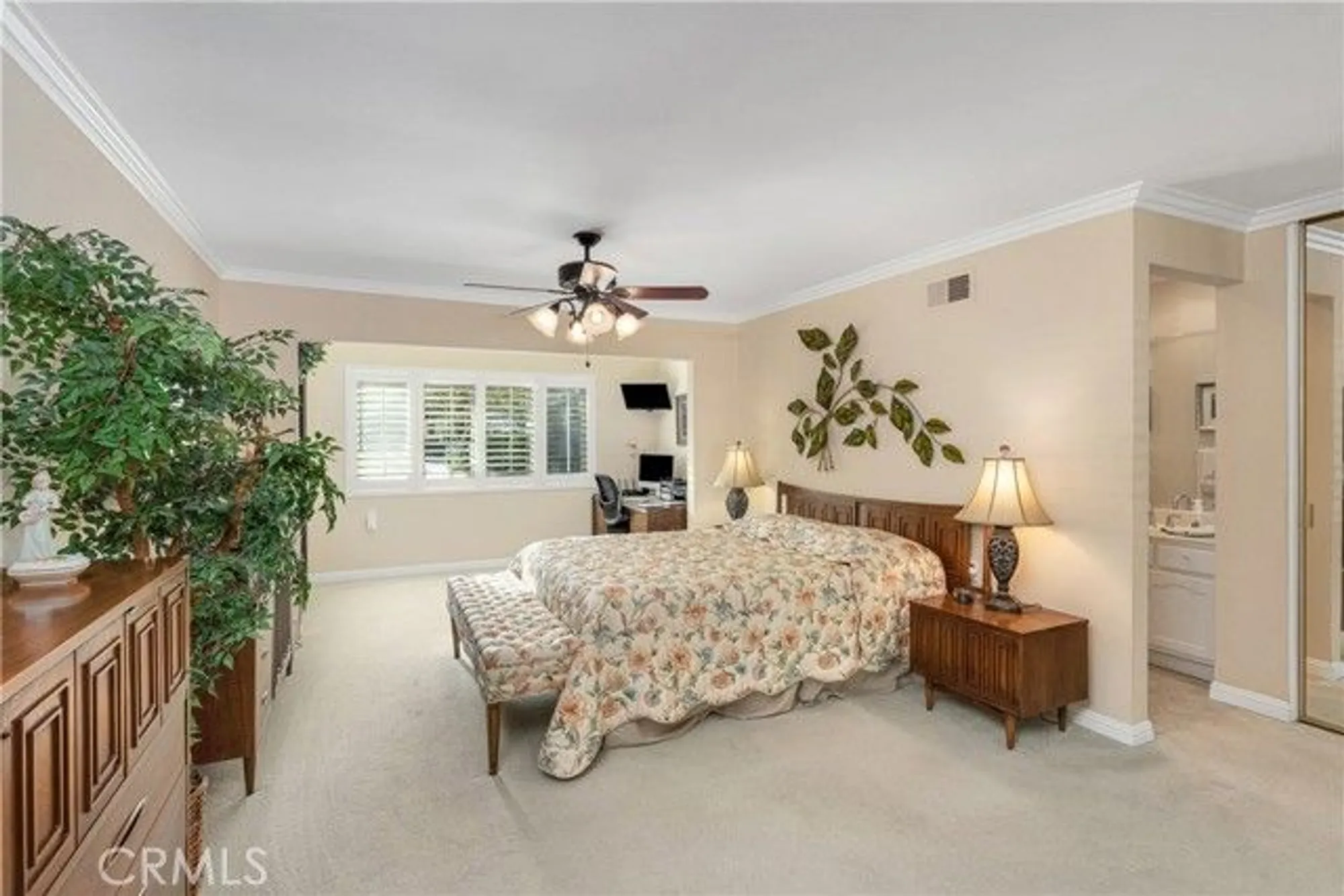 Property Slideshow image 19 of 50 | 5262 miembro, Laguna Woods, CA, 92637