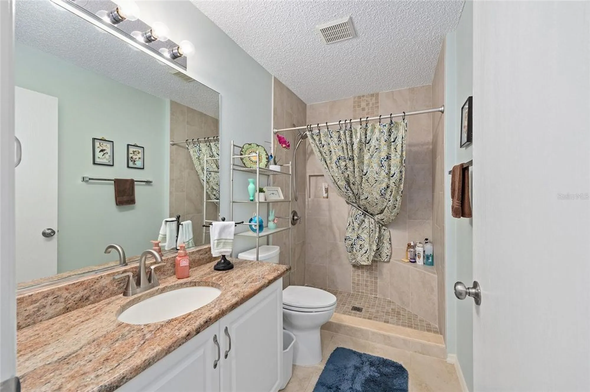 Property Slideshow image 25 of 45 | 2805 burgos dr, The Villages, FL, 32162
