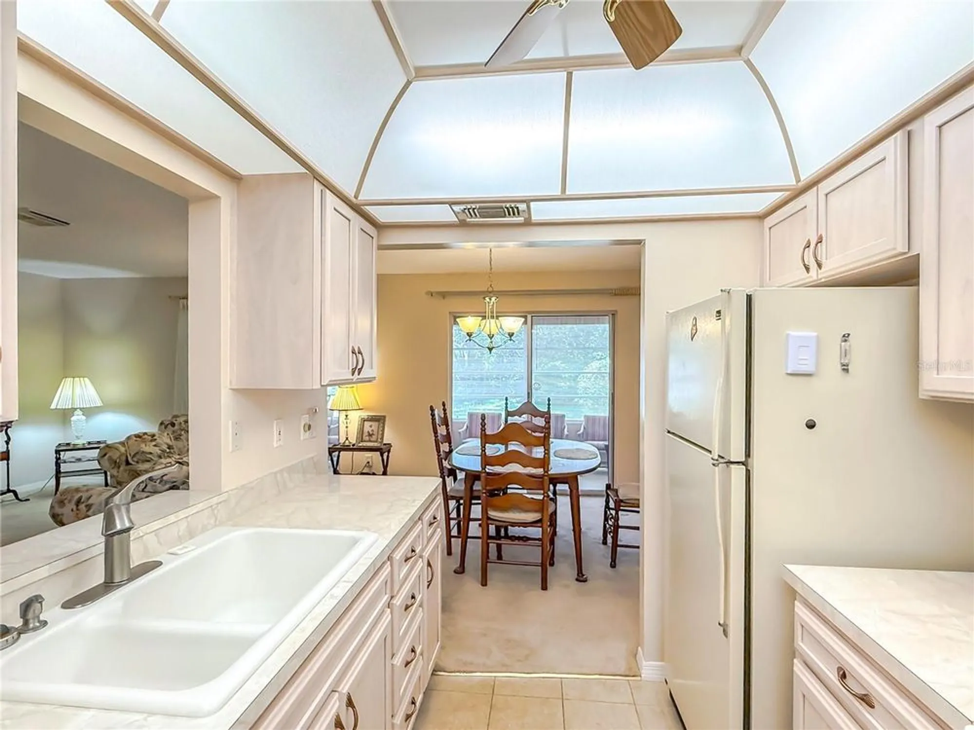 Property Slideshow image 17 of 40 | 503 finsbury cir a, Sun City Center, FL, 33573