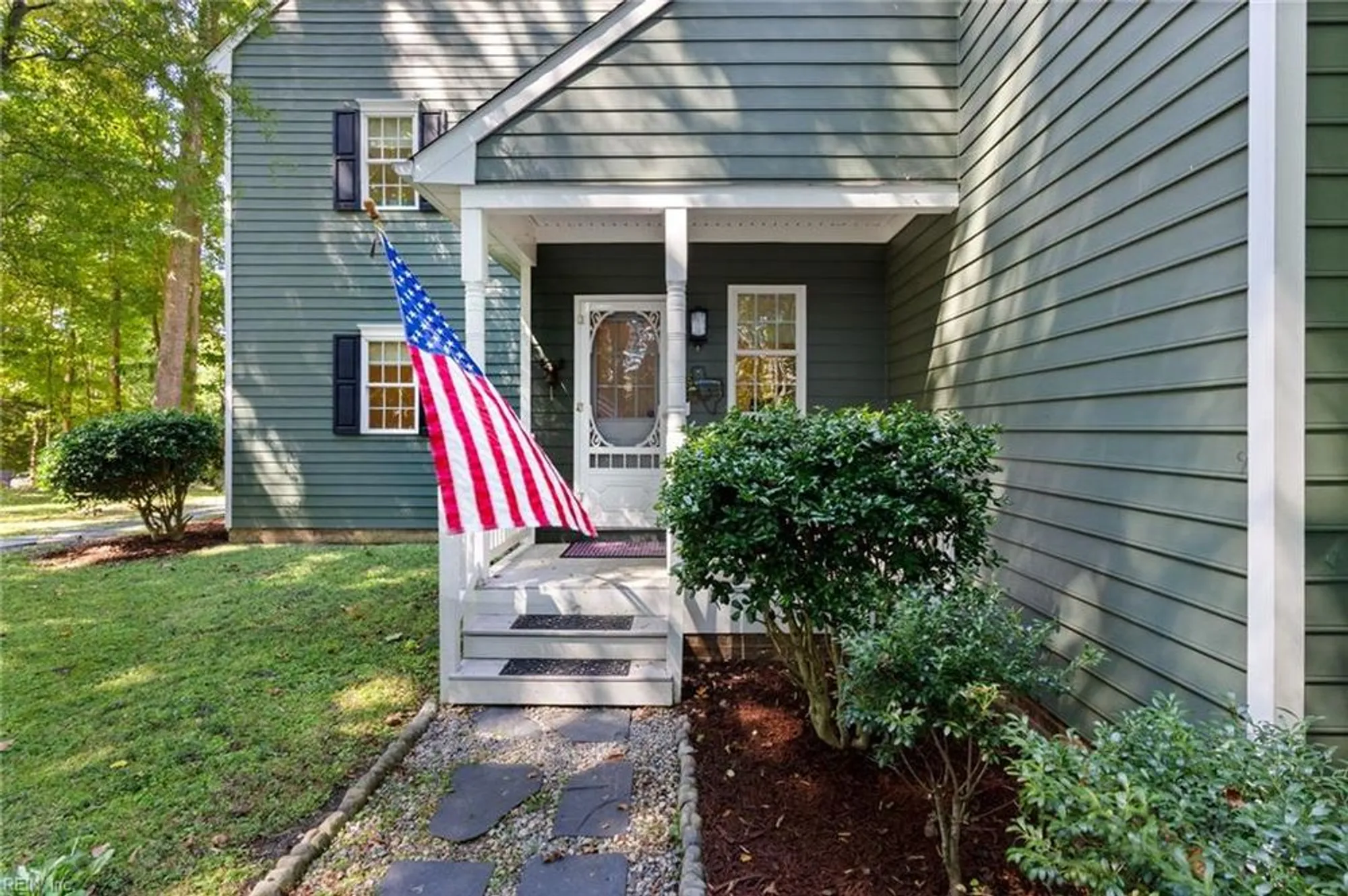 Property Slideshow image 2 of 45 | 147 country club dr, Williamsburg, VA, 23188