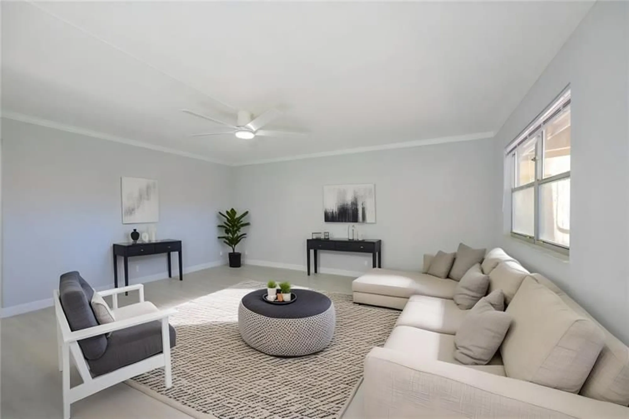 Property Slideshow image 4 of 19 | 633 brittany n # 633, Delray Beach, FL, 33446