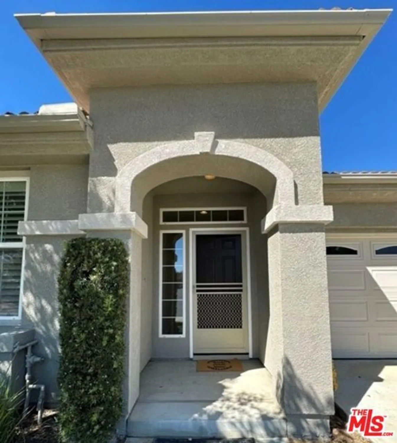 Property Slideshow image 4 of 34 | 193 kettle crk, Beaumont, CA, 92223