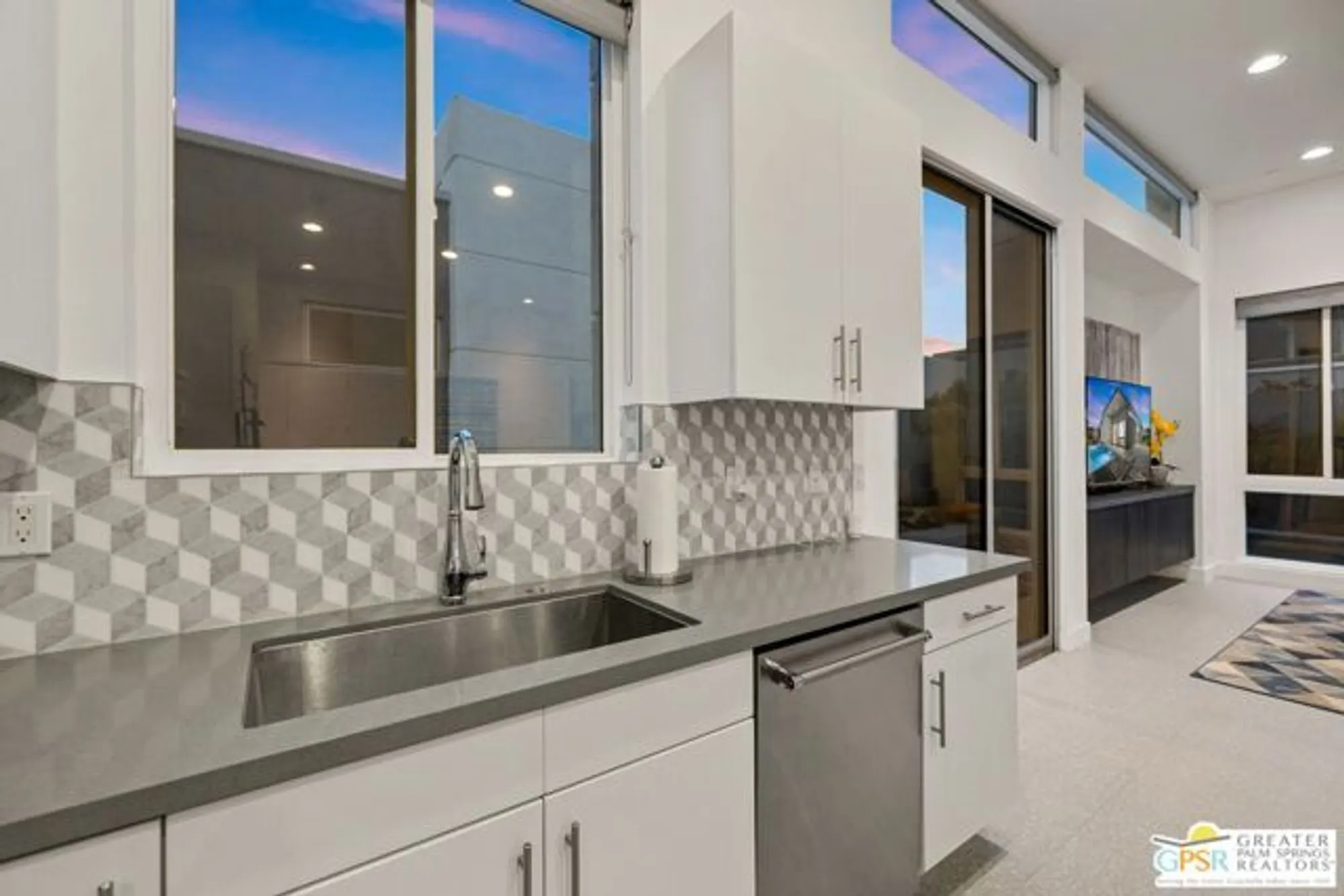 Property Slideshow image 16 of 74 | 4251 amber ln, Palm Springs, CA, 92262