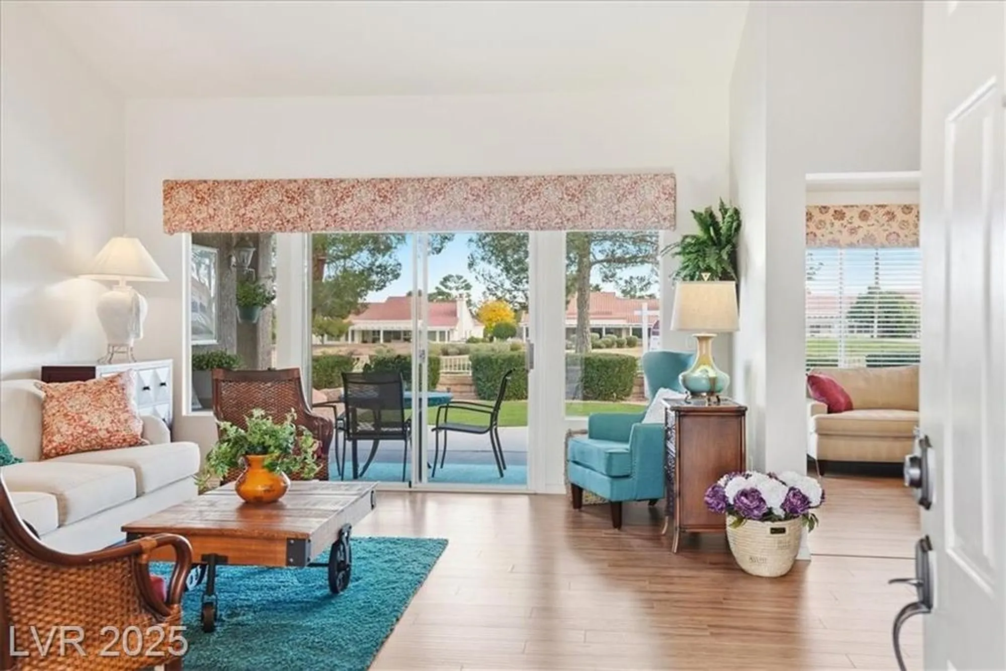 Property Slideshow image 3 of 52 | 2904 castle bar dr, Las Vegas, NV, 89134