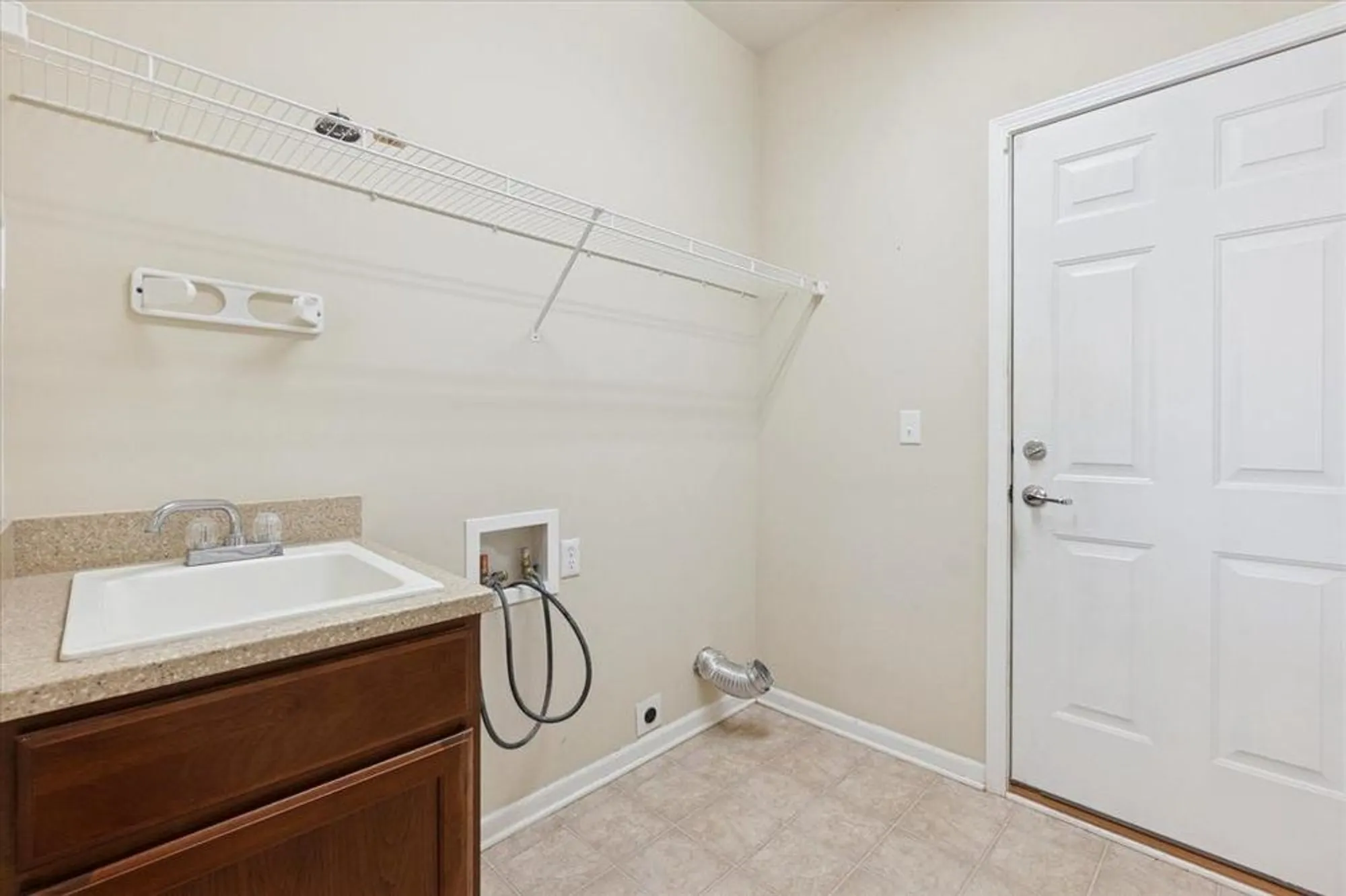Property Slideshow image 39 of 67 | 9525 pine valley dr, Grand Blanc, MI, 48439