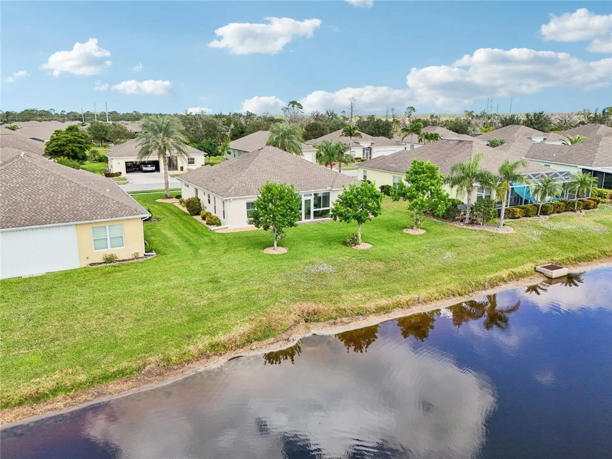 Property Slideshow image 43 of 52 | 624 barnacle ct, Englewood, FL, 34223