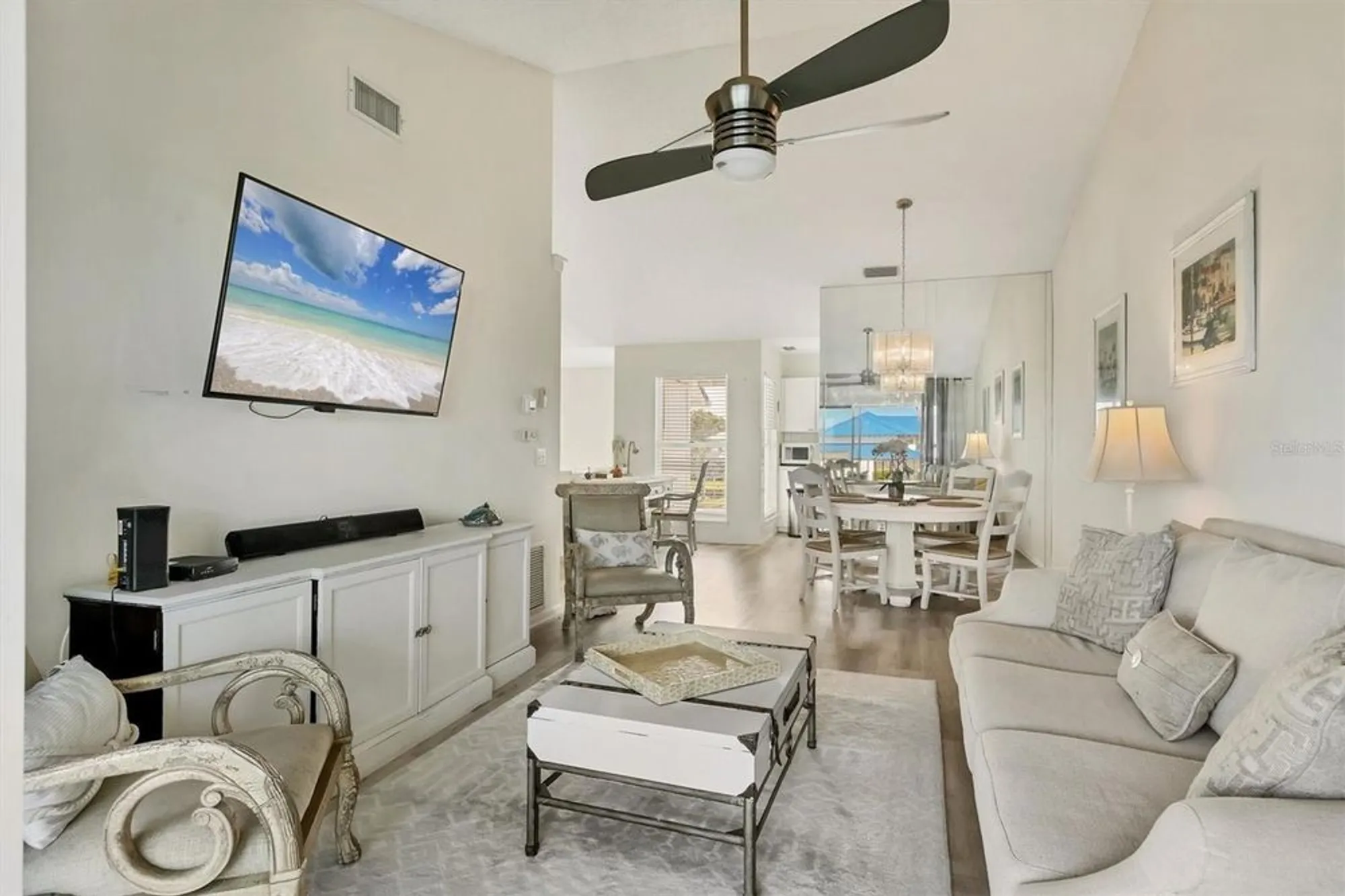Property Slideshow image 8 of 29 | 840 audubon dr, Bradenton, FL, 34209